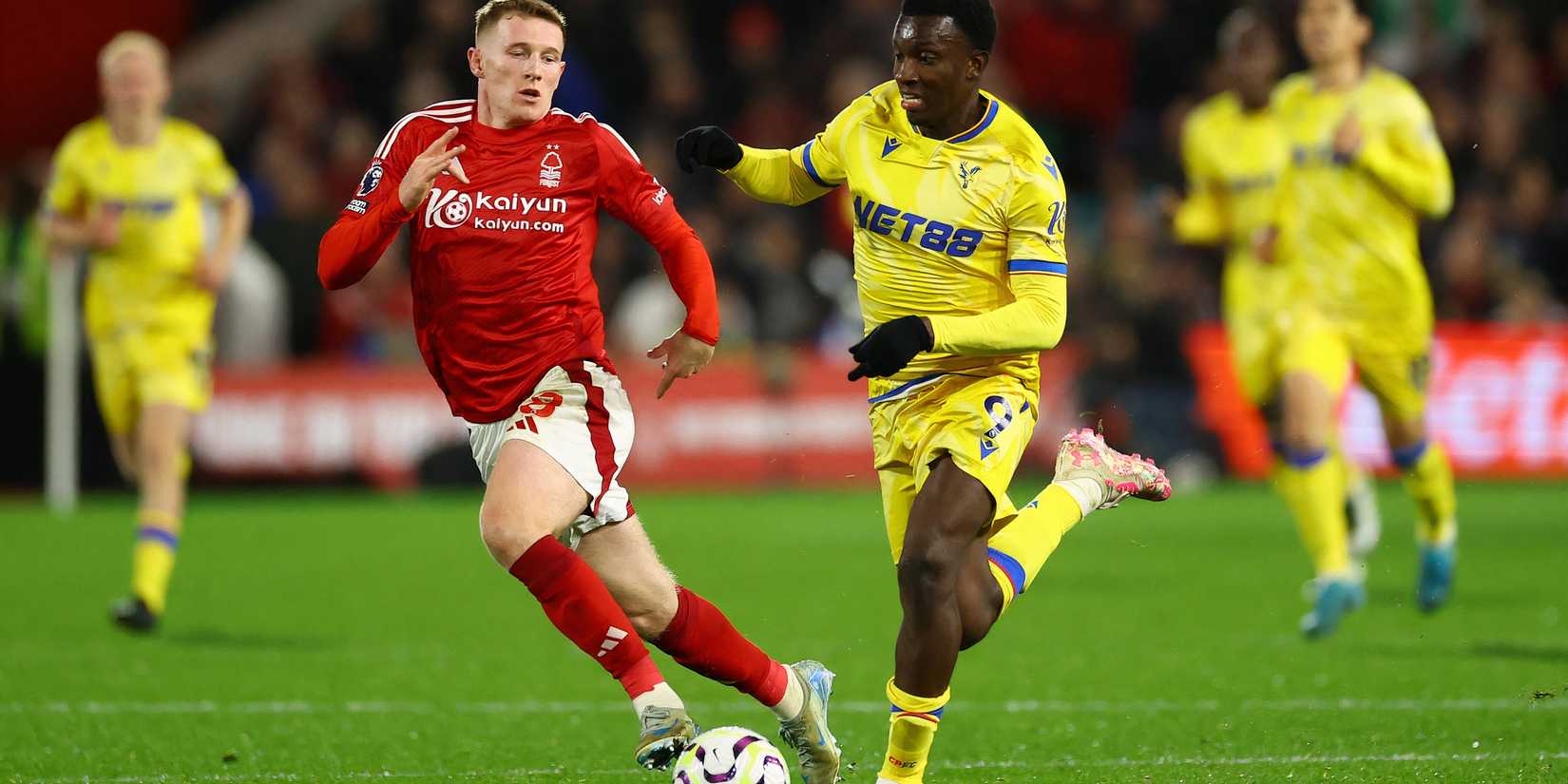 Elliot Anderson en acción