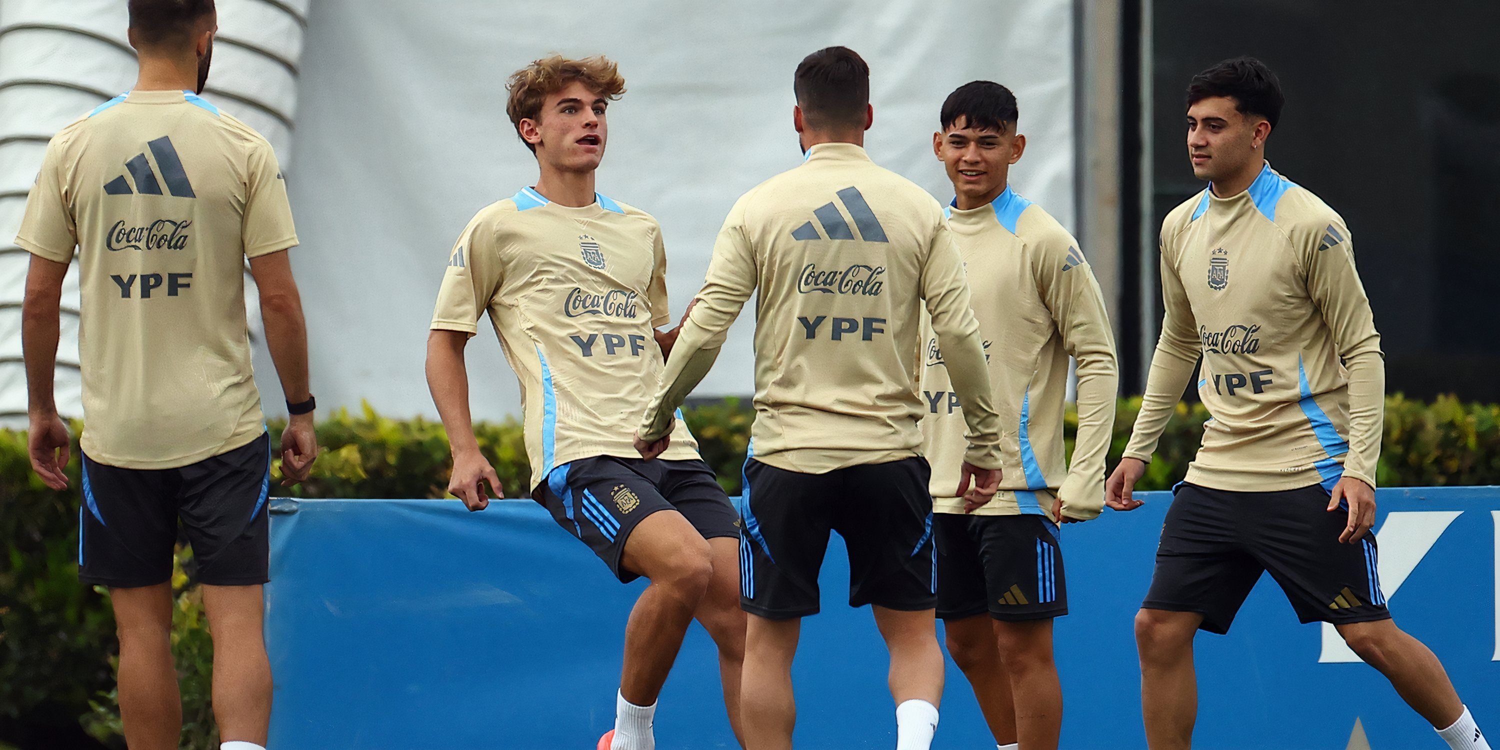 Man Utd tracking £13mrated gem Julio Soler as future Luke Shaw replacement