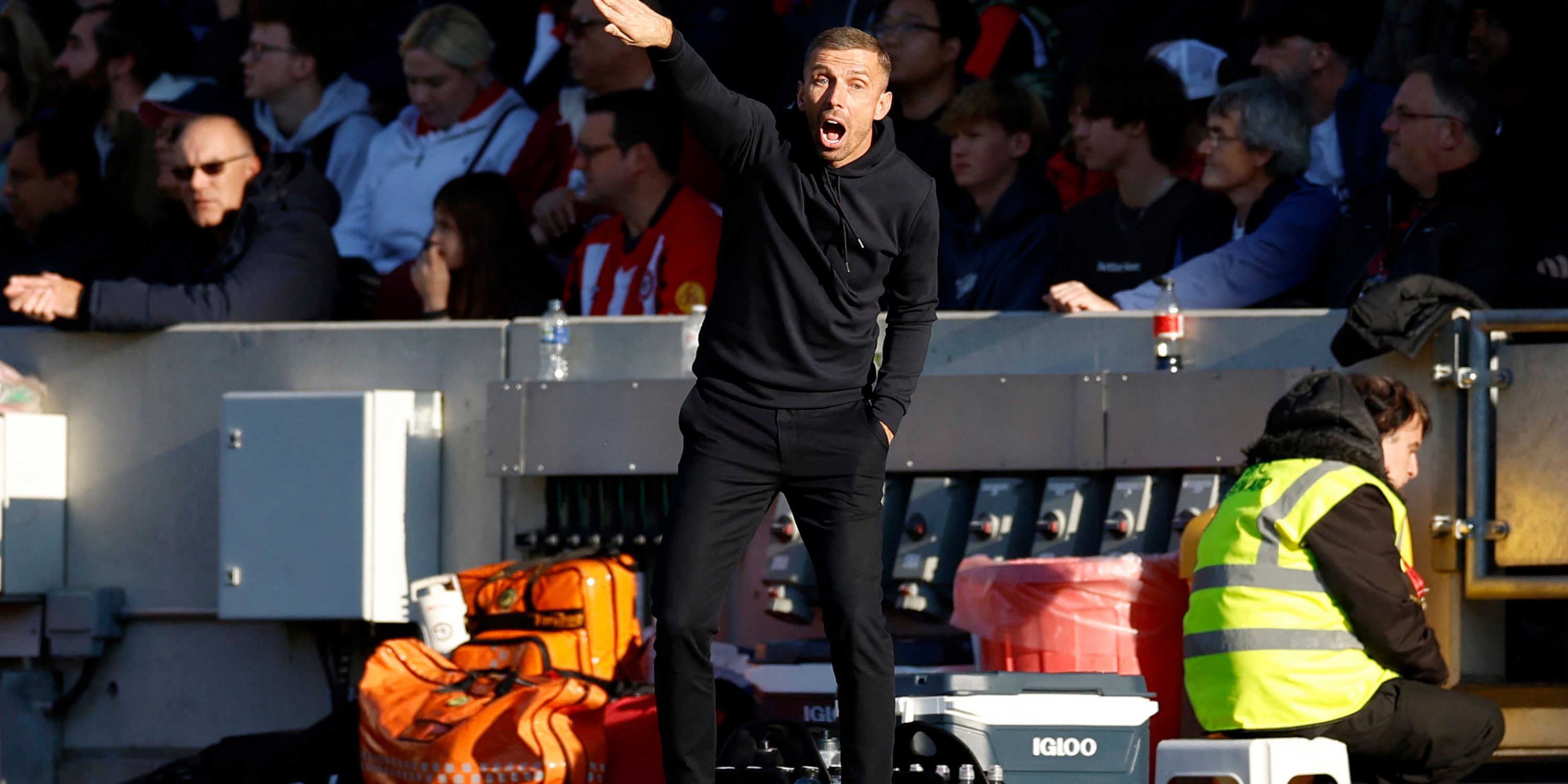 Wolves manager Gary O'Neil