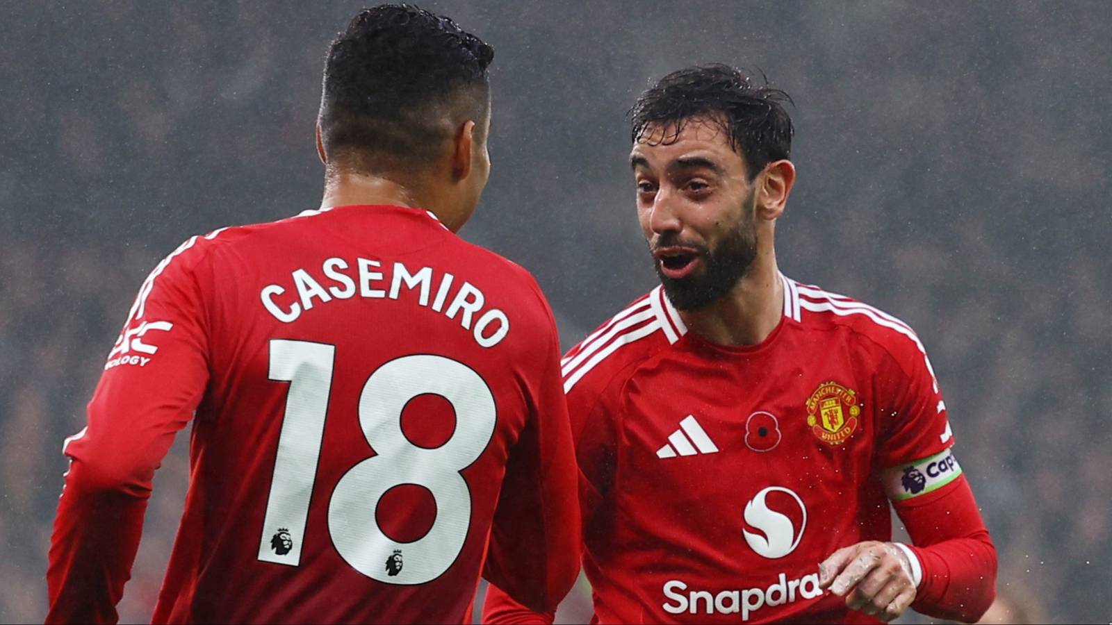 Man Utd are in talks to sign a £70m star like Fernandes Man Utd are in talks to sign a £70m star like Fernandes