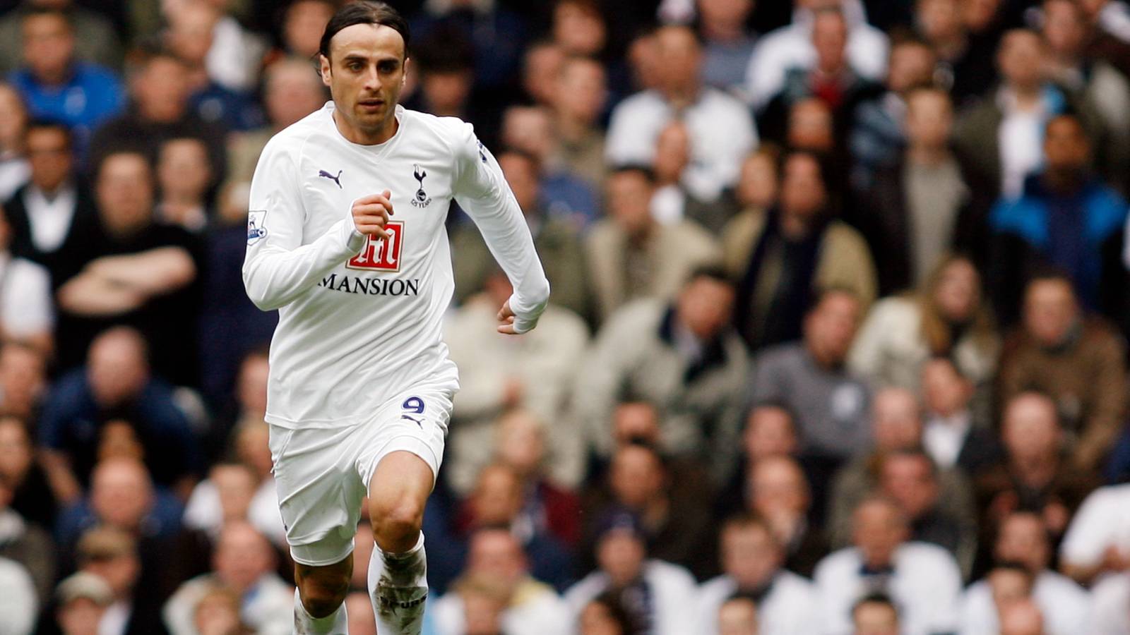 One of "the best strikers in the world" could be the new Berbatov at Spurs