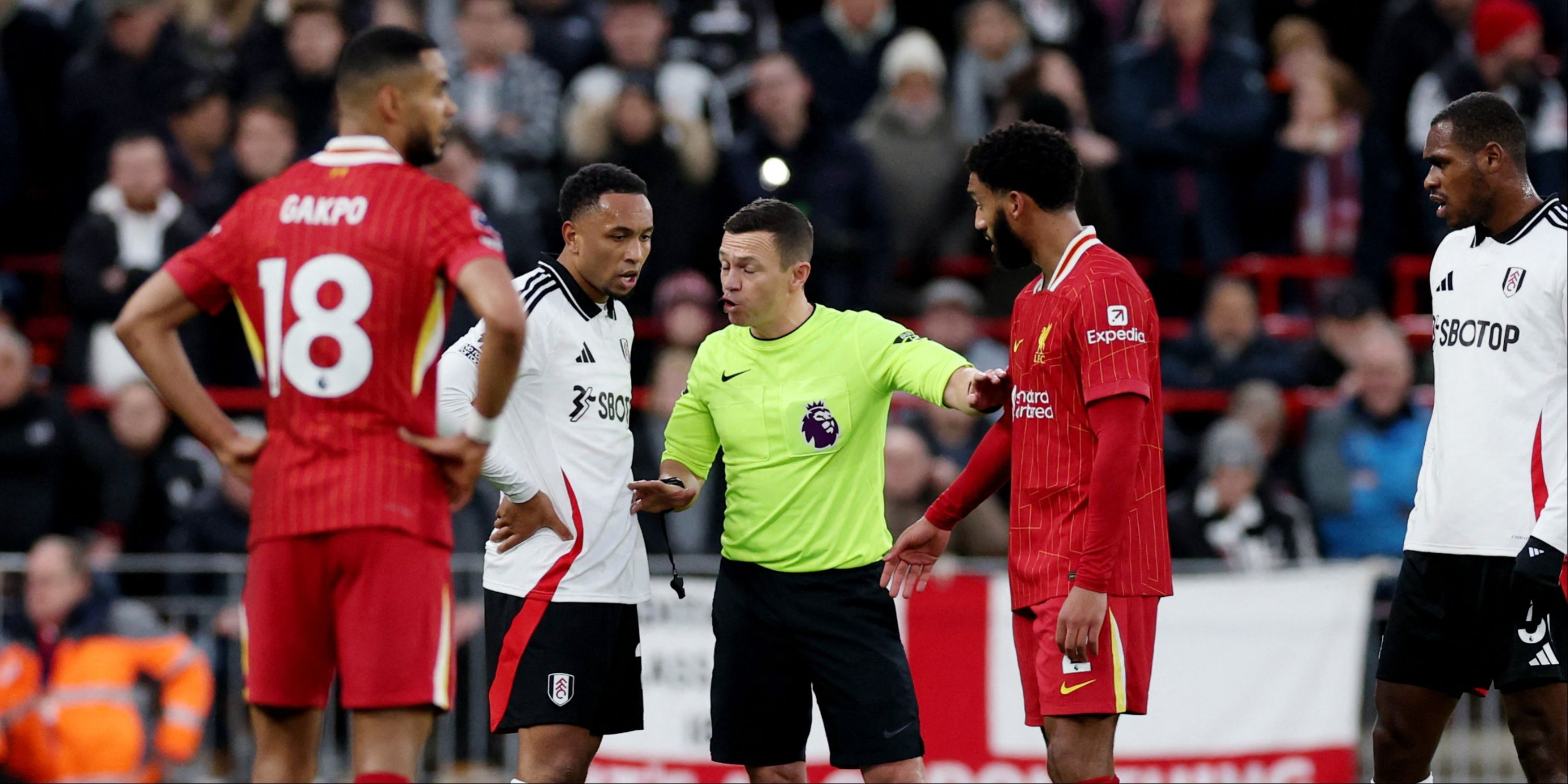 Joe-Gomez-Liverpool-Fulham