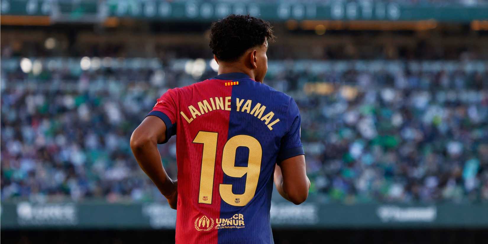 Lamine Yamal jogando pelo Barcelona