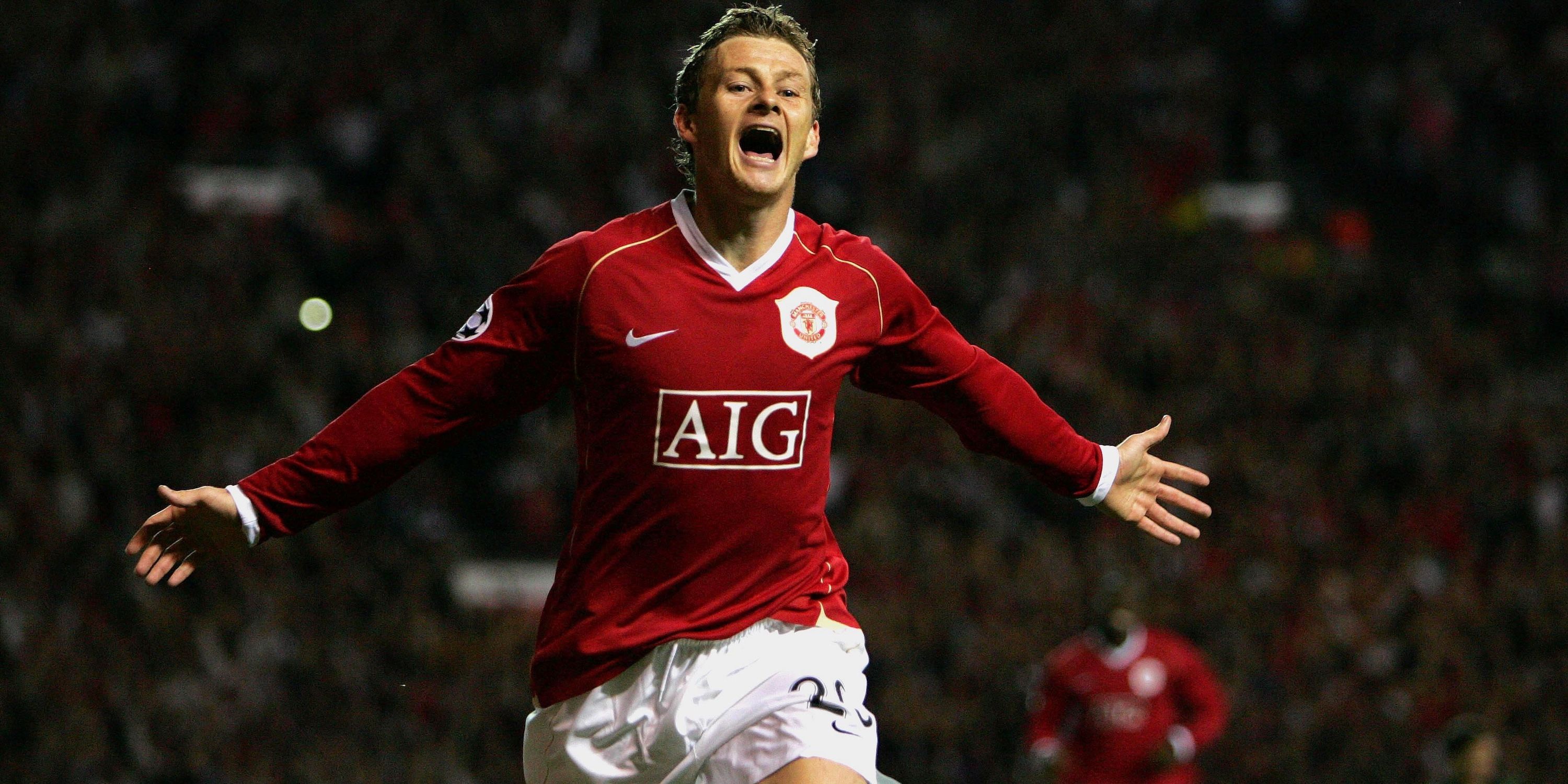 Ole Gunnar Solskjaer celebrates after scoring Manchester United's third goal