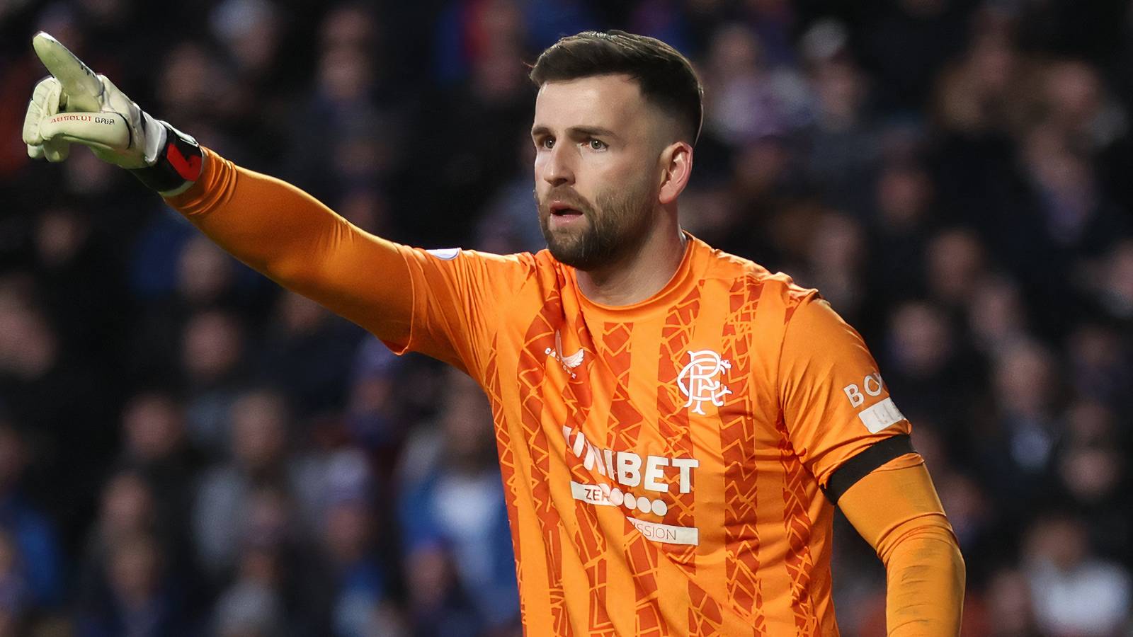 Kelly Rangers Worse than Kelly: Rangers man who lost the ball 16 times let Clement down