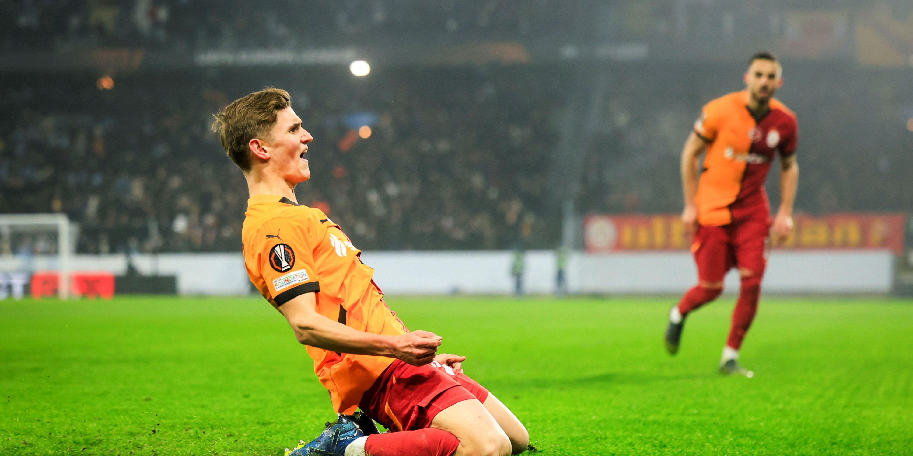 Galatasaray Right Rear Elias Jelert