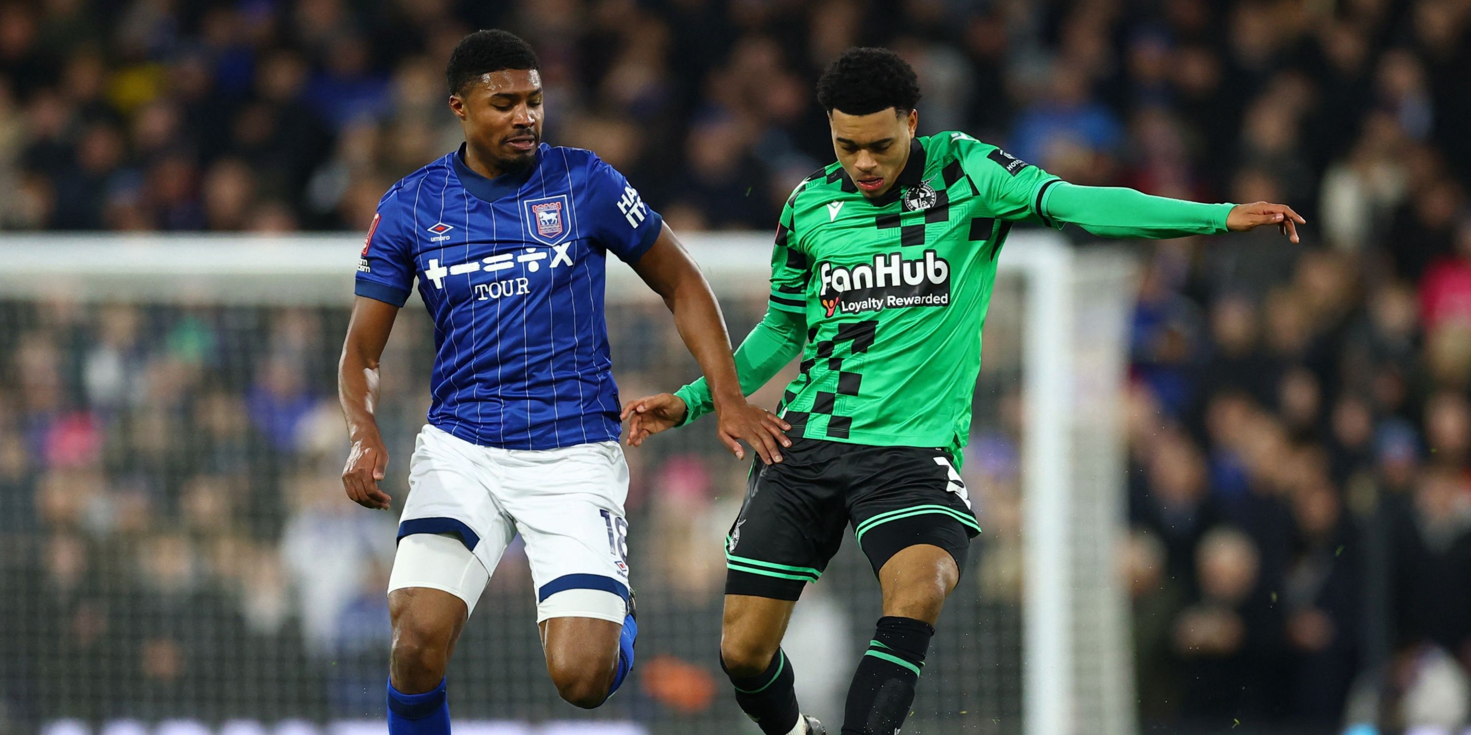 Fulham and Silva can sign 30,000-p/w defenders instead of Walker-Peters