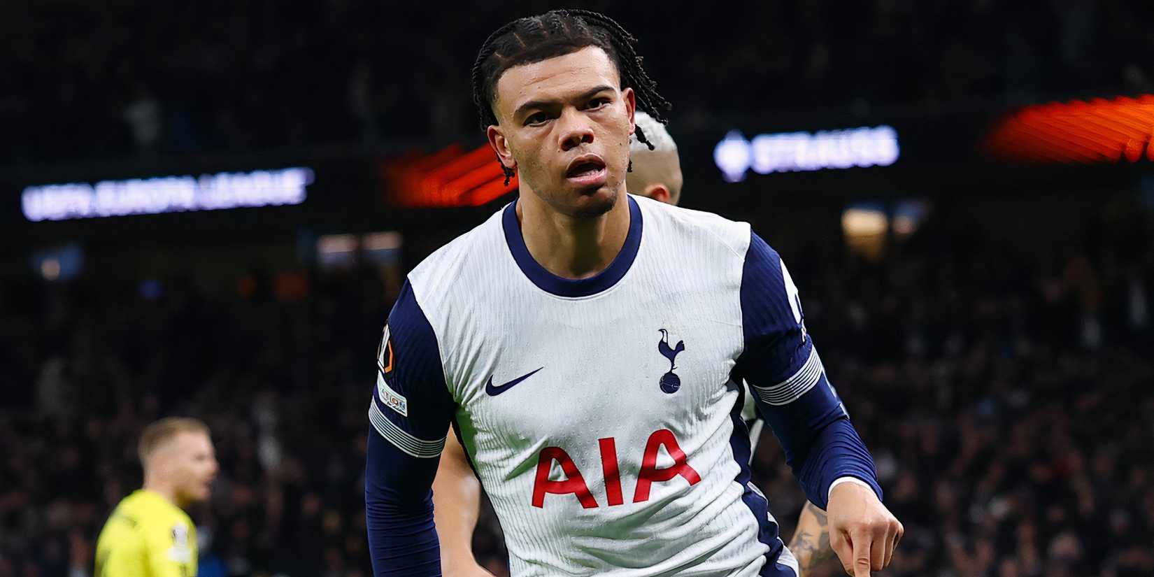 dane-scarlett-spurs-europa-league