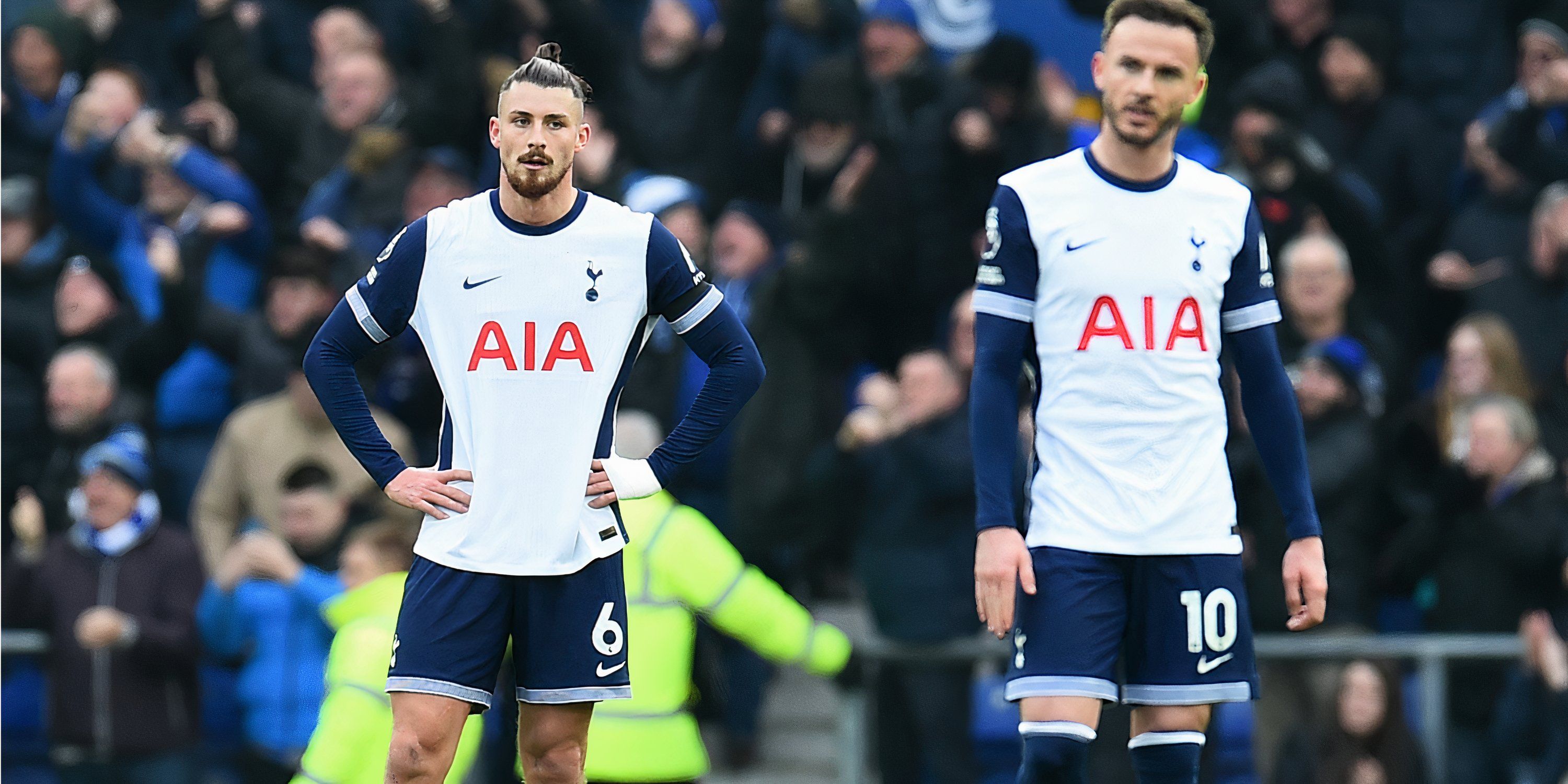 Radu Dragosin, Tottenham player