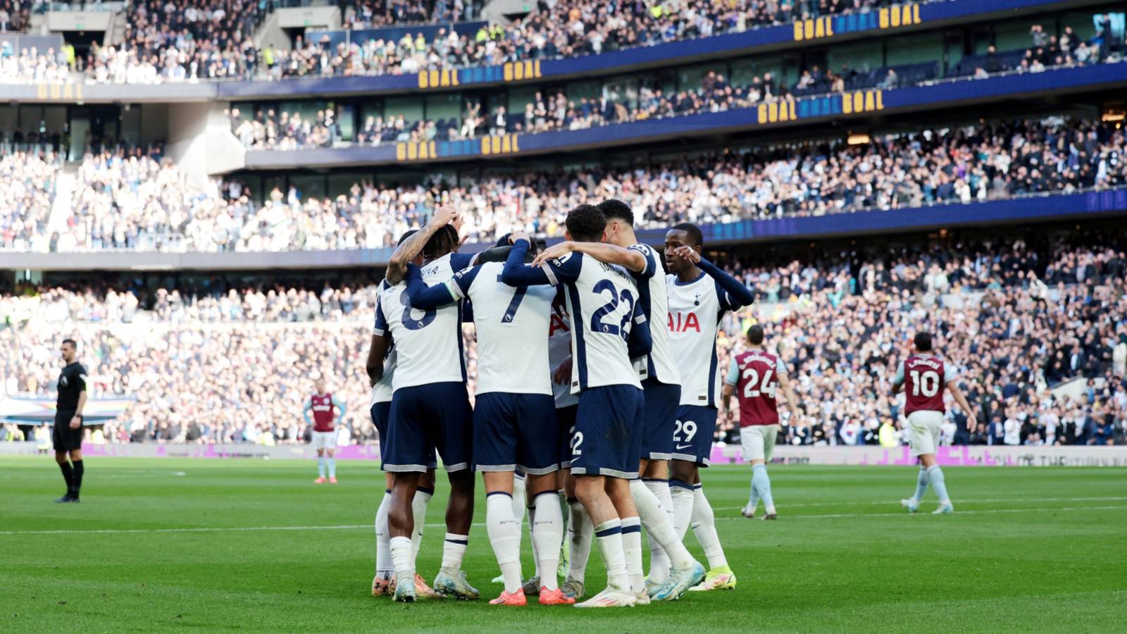 £25,000-per-week player emerging as leader behind-the-scenes at Tottenham
