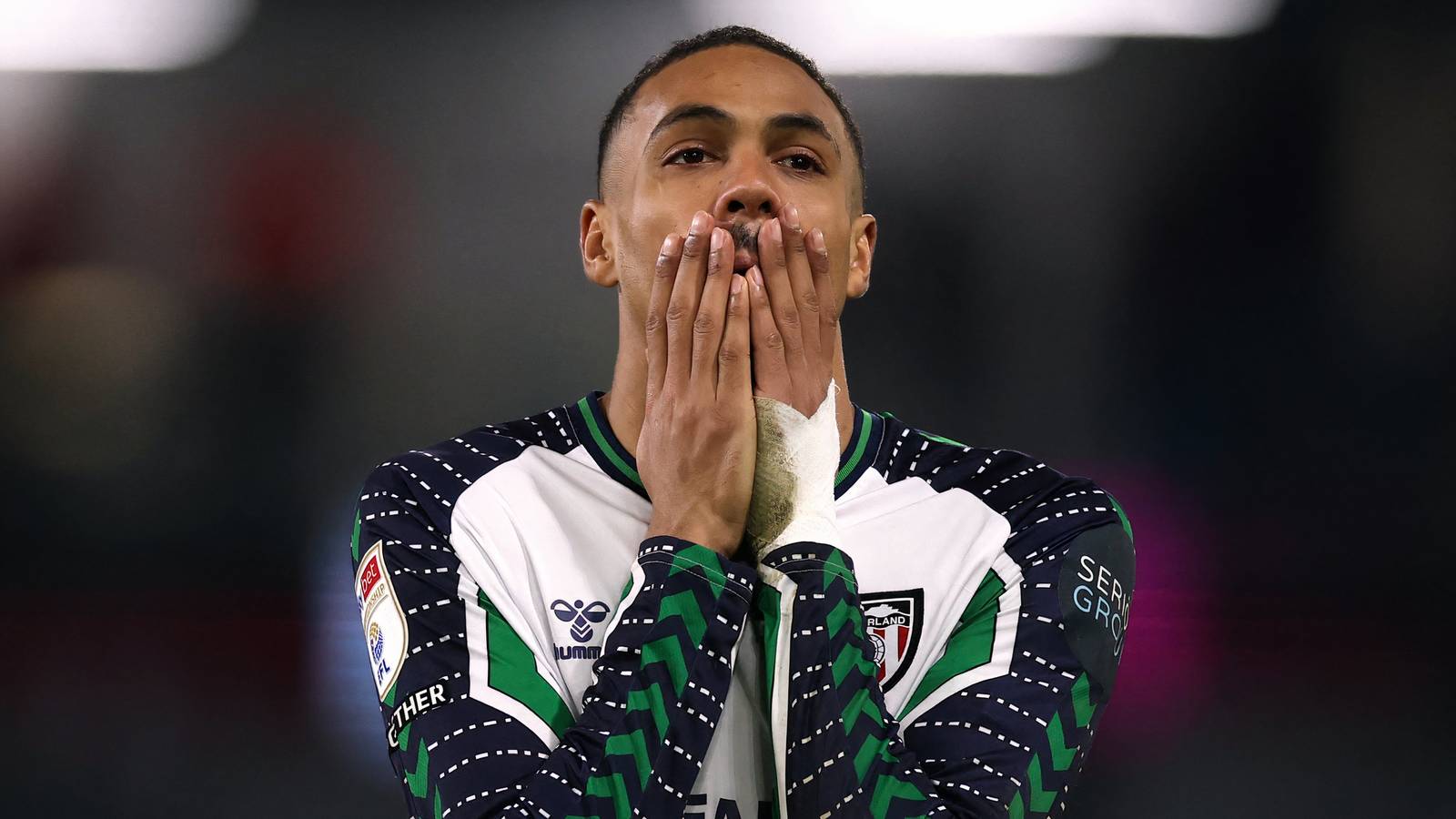 Sunderland plot transfer for £50k-p/w “nightmare” Sunderland plot transfer for £50k-p/w “nightmare”