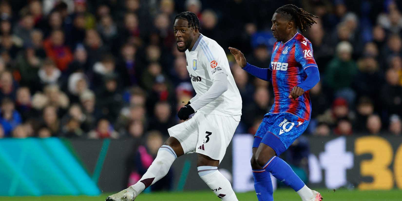 Axel Disasi em campo pelo Chelsea