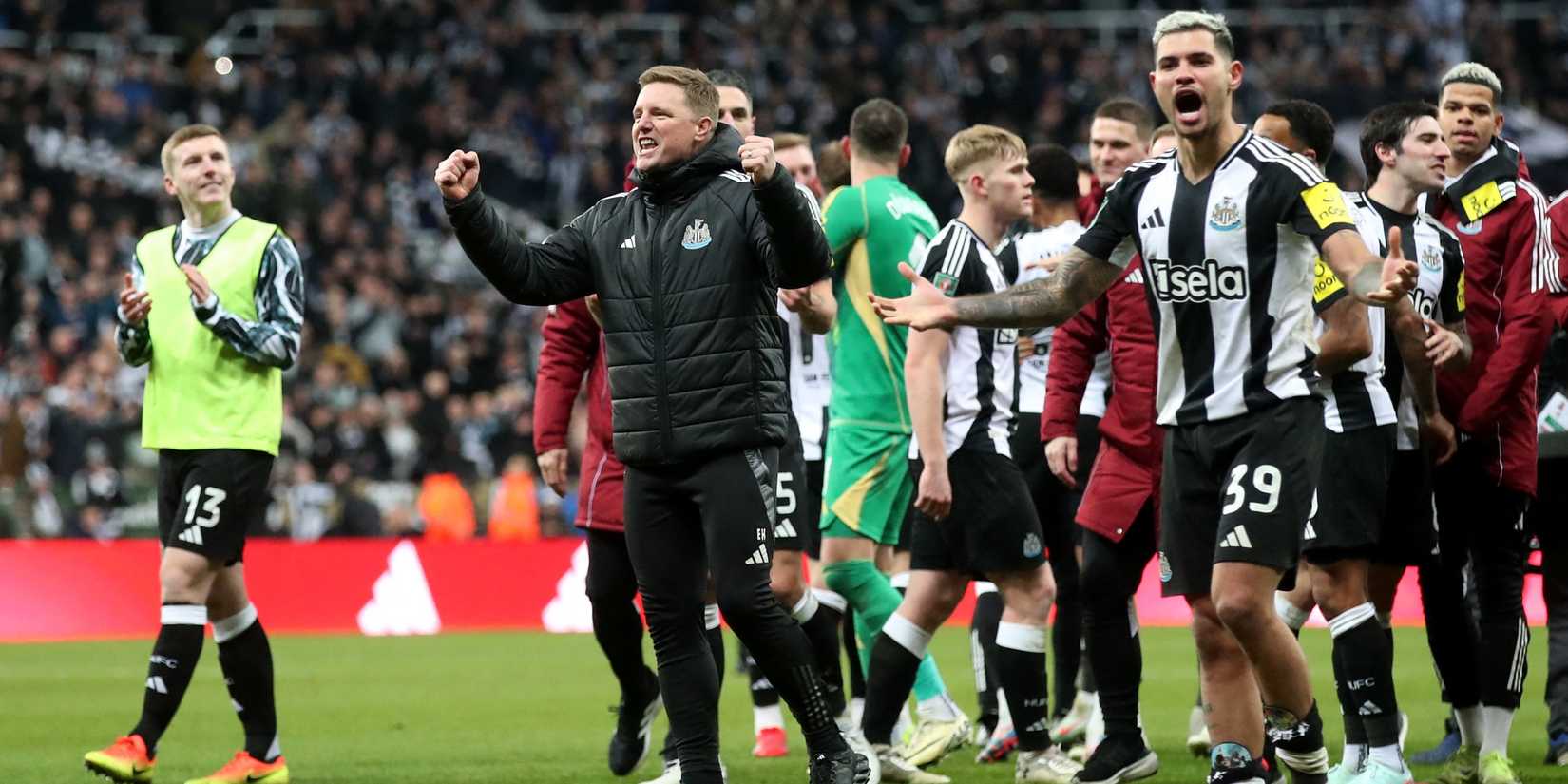 Newcastle United manager Eddie Howe and Bruno Guimaraes celebrate after the match