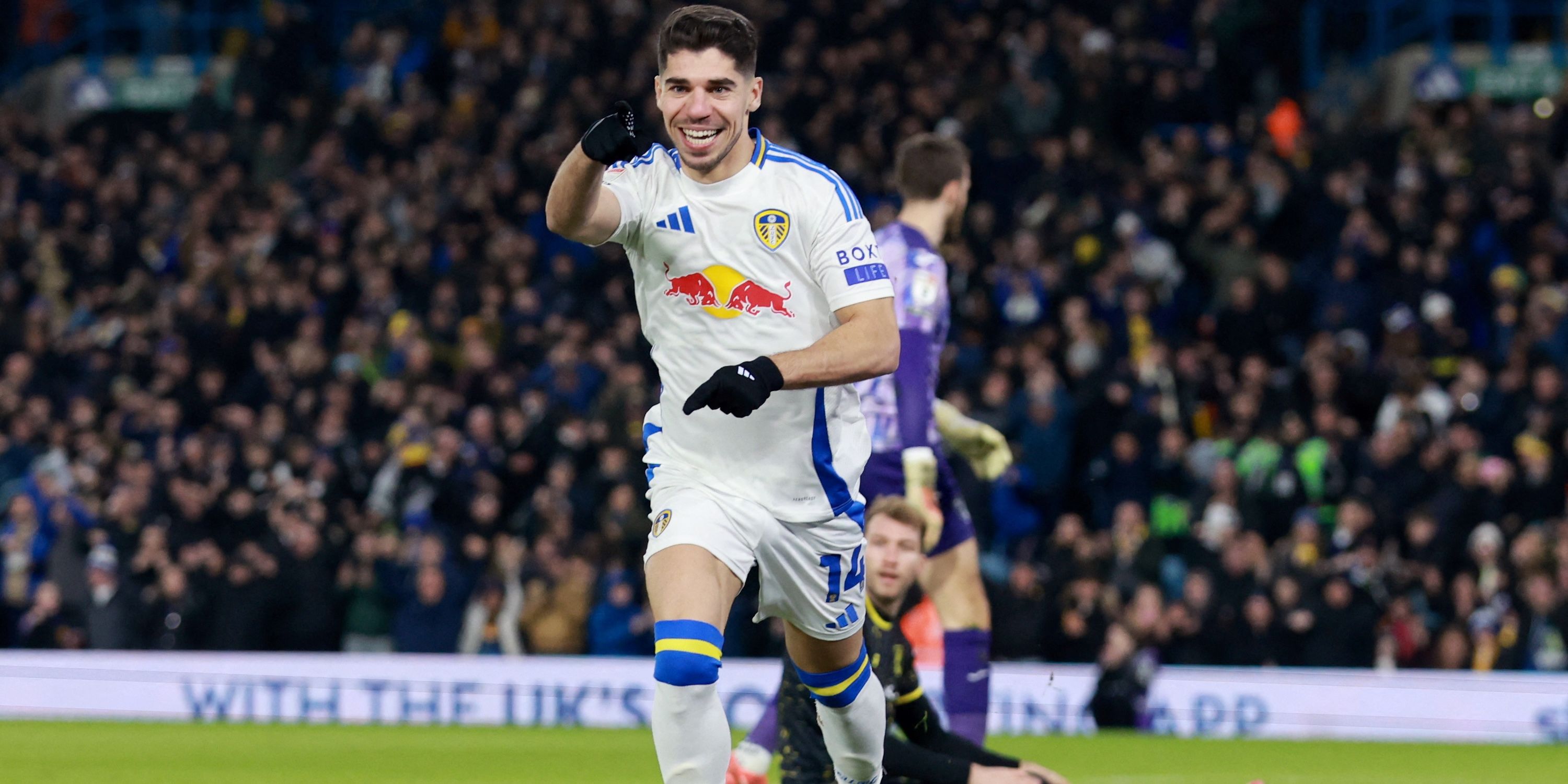 Manor Solomon from Leeds United celebrates their first goal