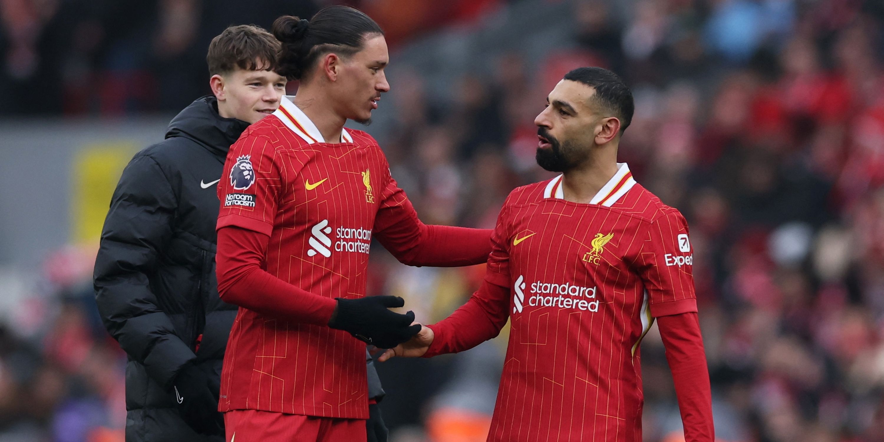 Darwin Nunez and Mohamed Salah de Liverpool celebrate after the match 