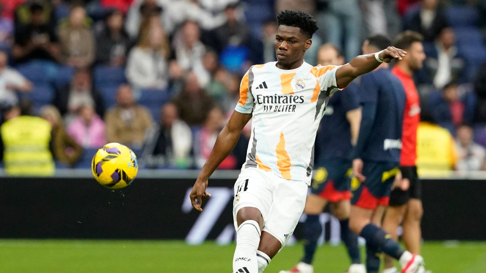 Man Utd have made their move to sign a massive £86m upgrade at Tchouameni Man Utd have made their move to sign a massive £86m upgrade at Tchouameni