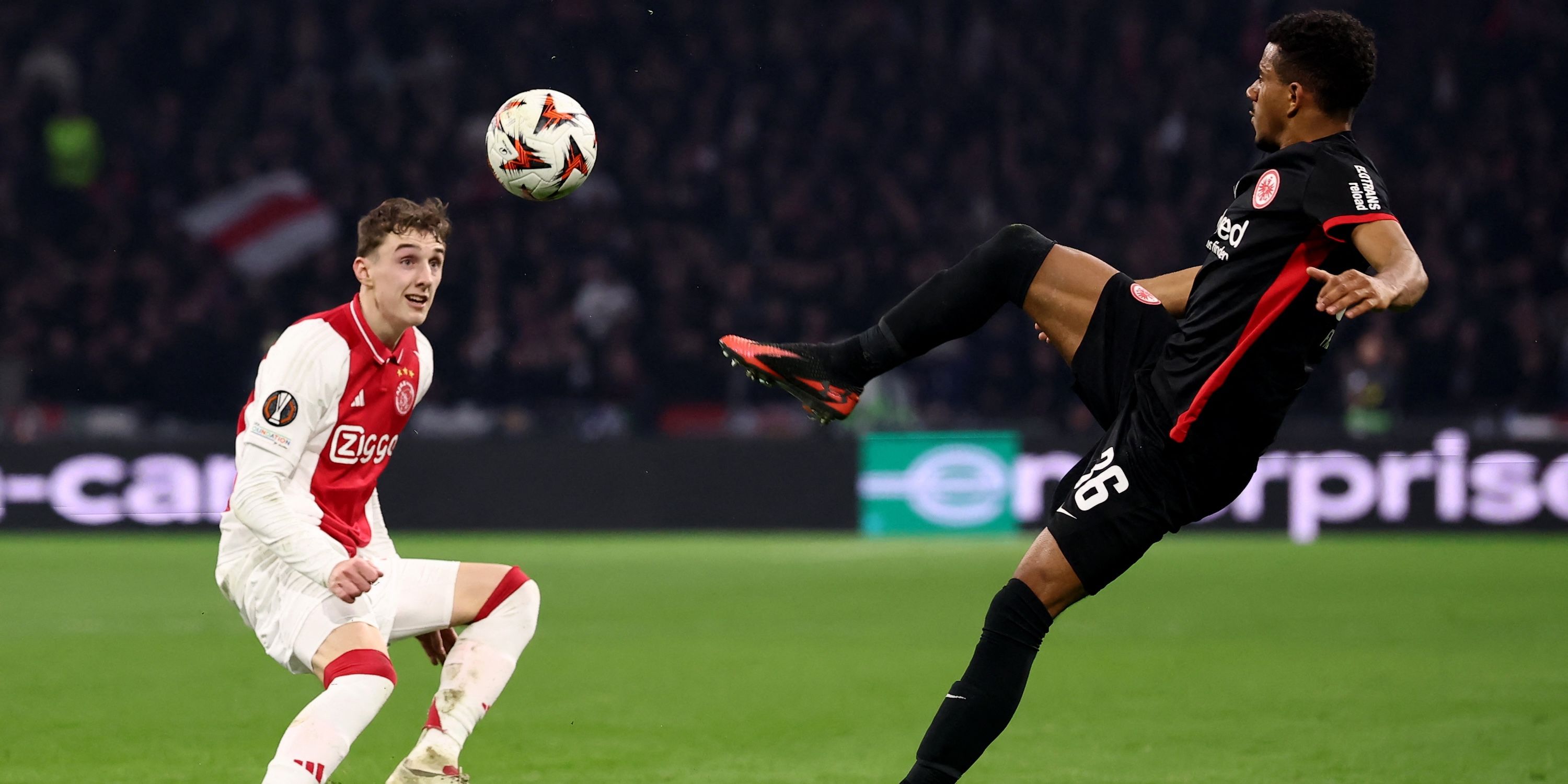 Ajax Amsterdam's Harry Baas in action with Eintracht Frankfurt's ANSGAR KNAUF 