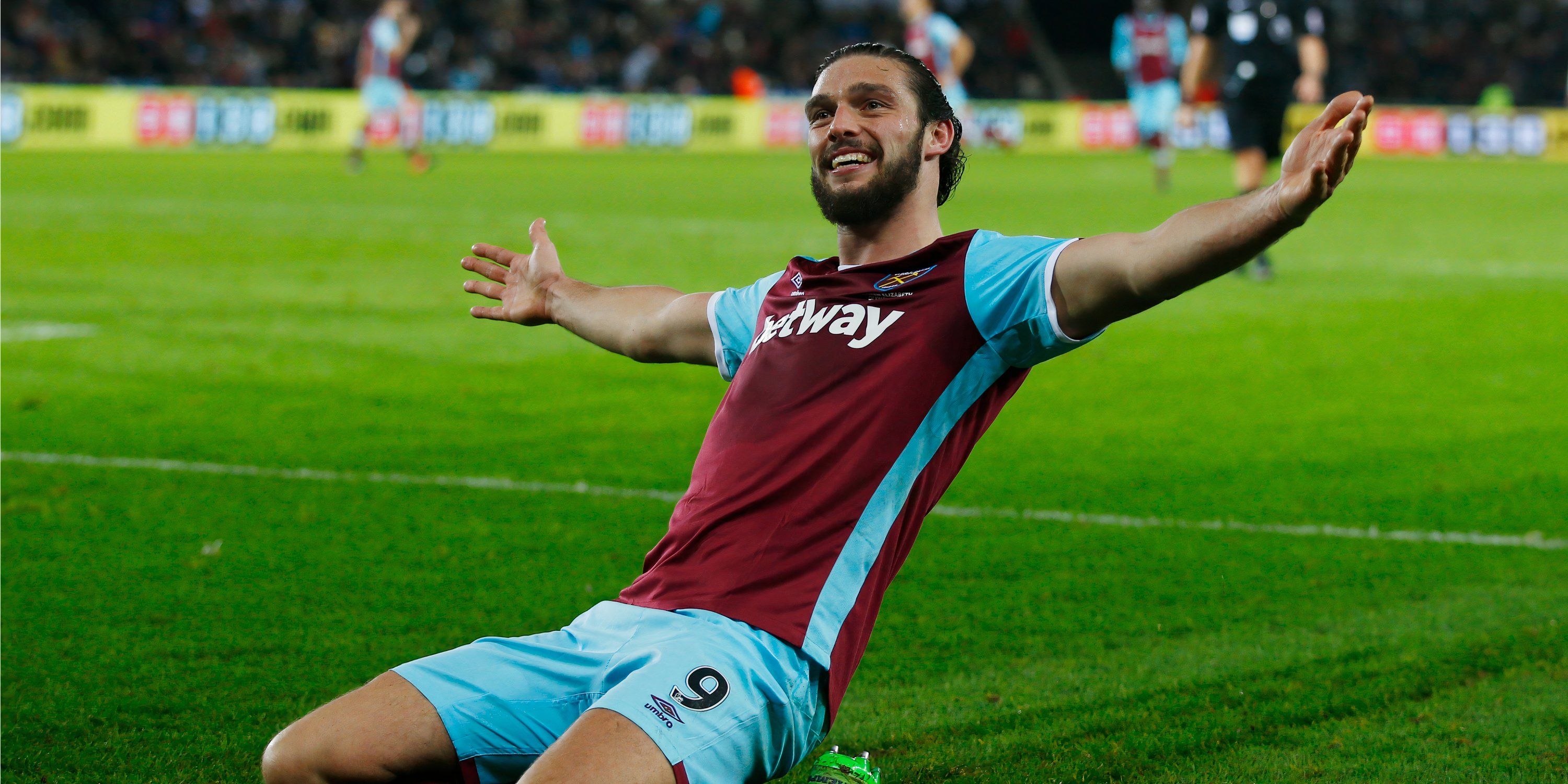 Andy Carroll celebrates for West Ham