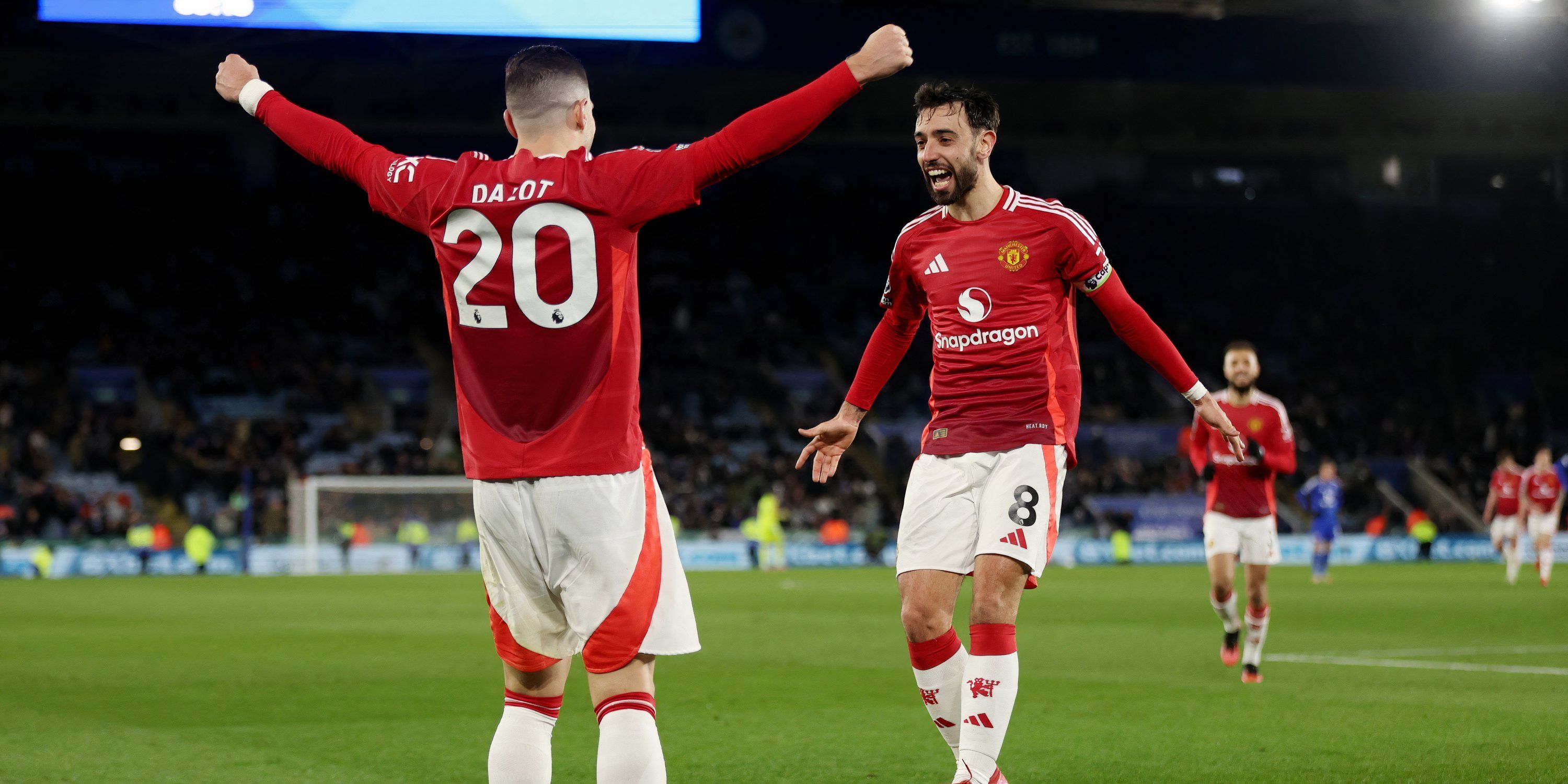 Diogo Dalot and Bruno Fernandes celebrate