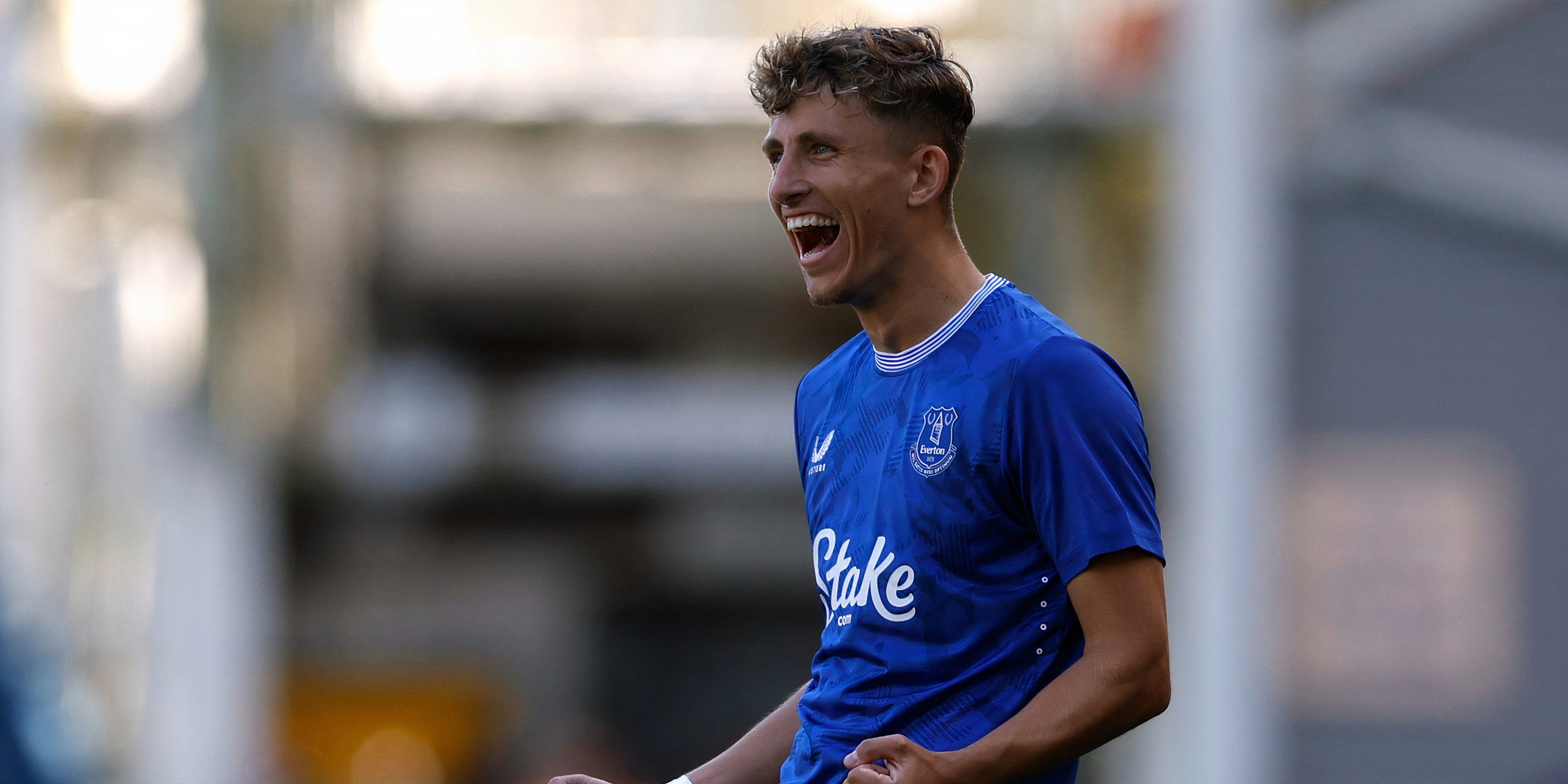 وينجر إيفرتون جيسبر ليندستروم -1