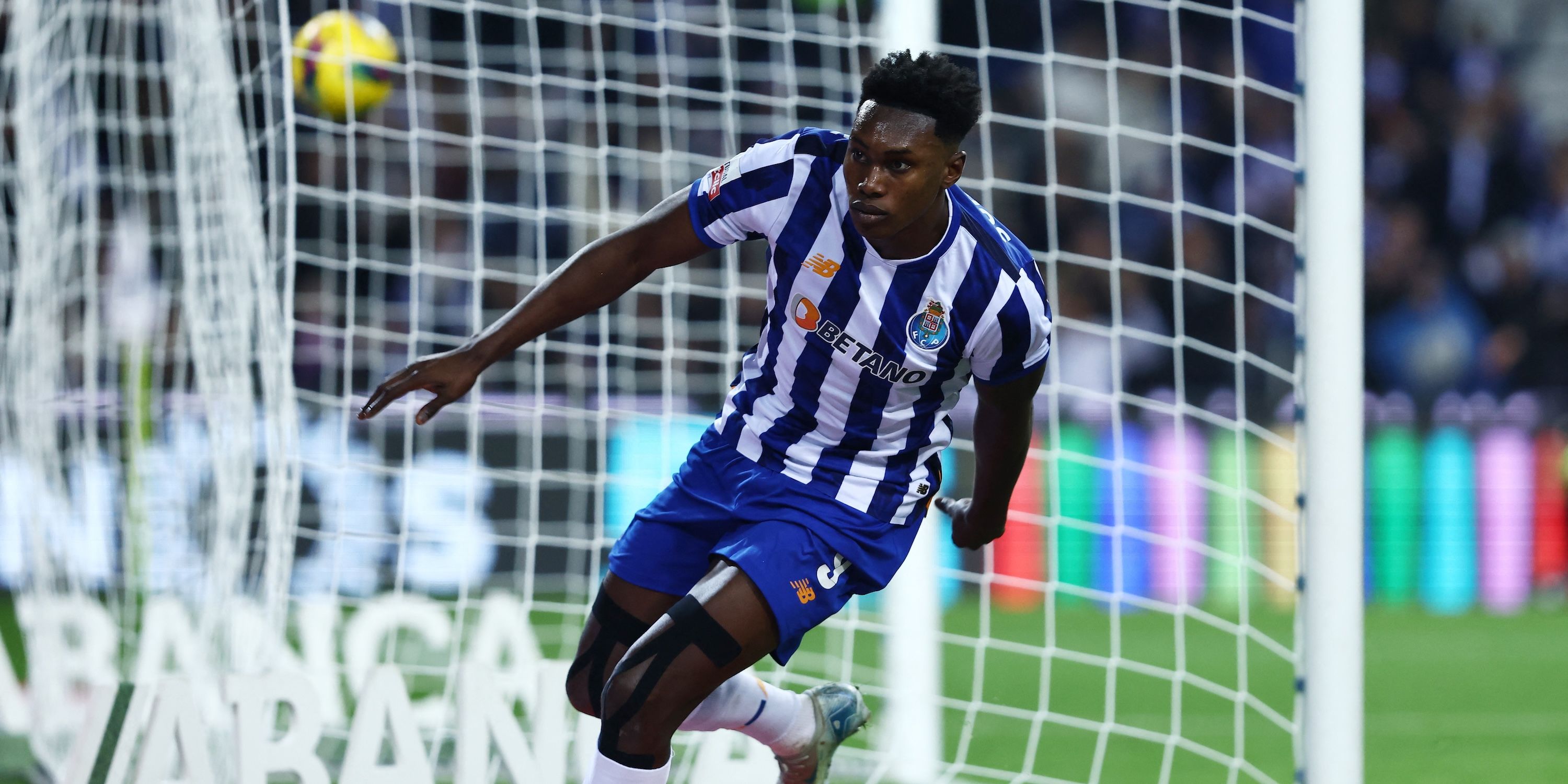 The Samu Omorodion of FC Porto celebrates the notation of their first goal
