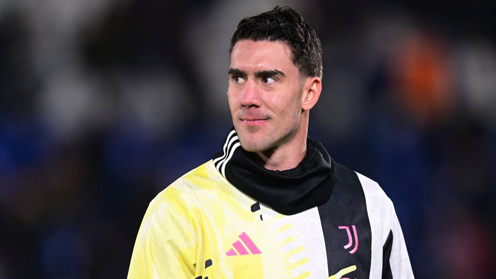 Man Utd offered Vlahovic in January as Juventus name bargain price tag