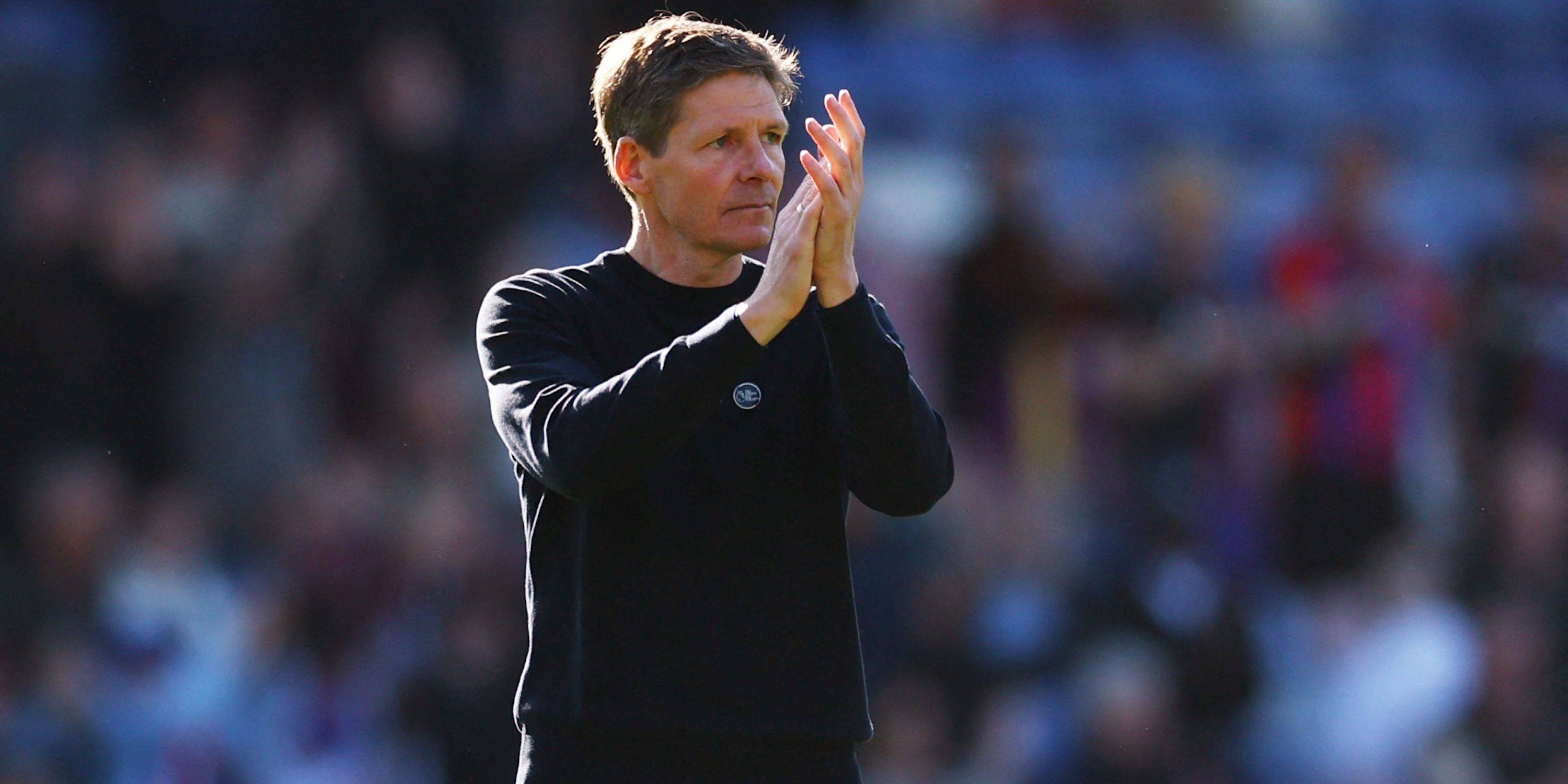 Crystal Palace Director Oliver Glasner witnesses fans after the match