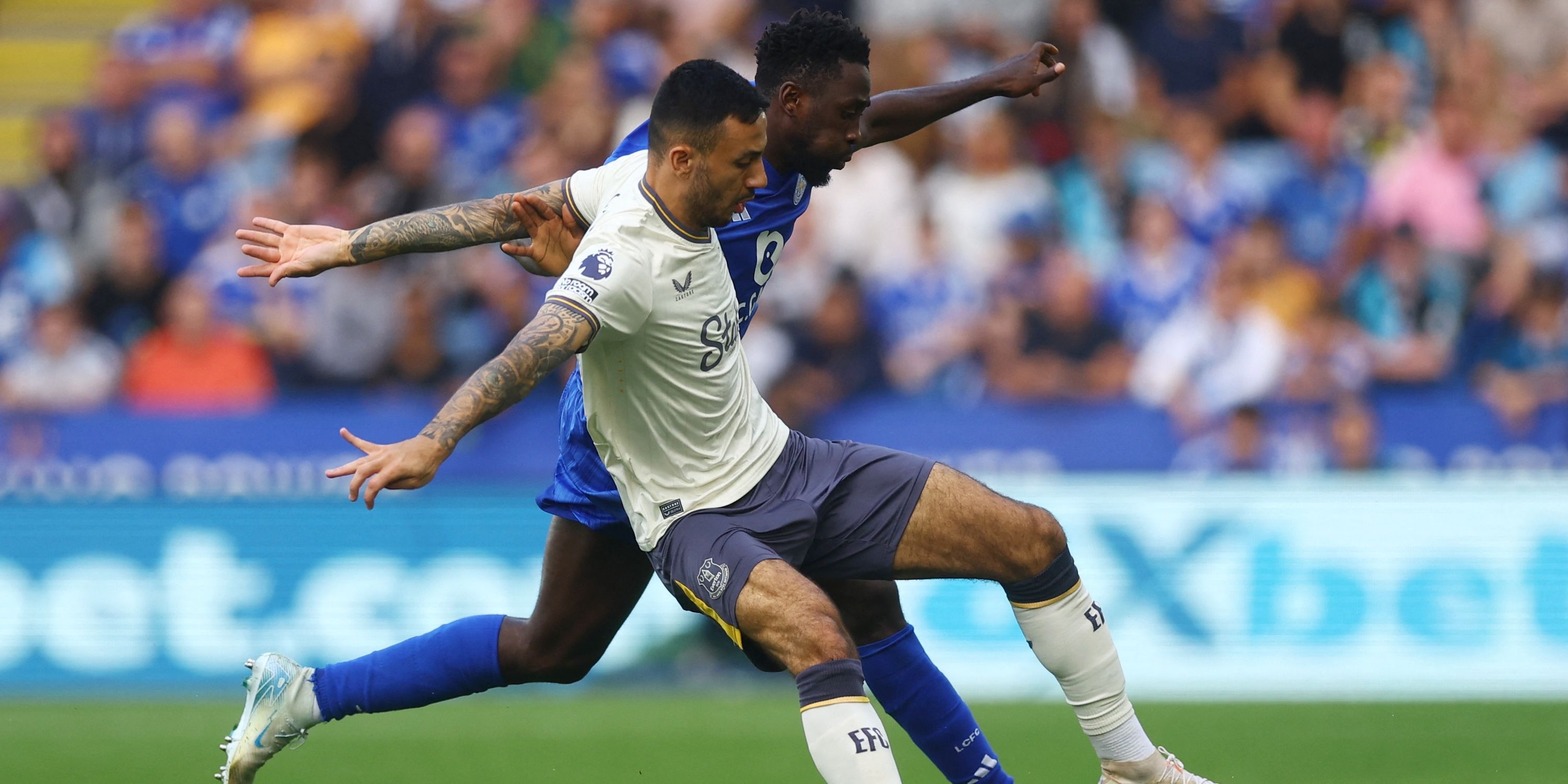 Everton's Dwight McNeil in action with Leicester City's Wilfred Ndidi 
