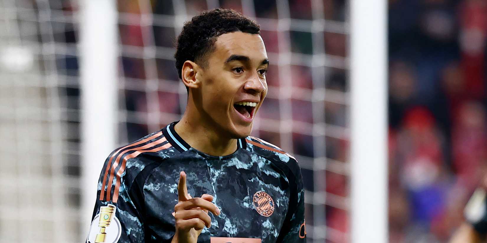 Jamal-Mossiala-Bayern-Bundrega
