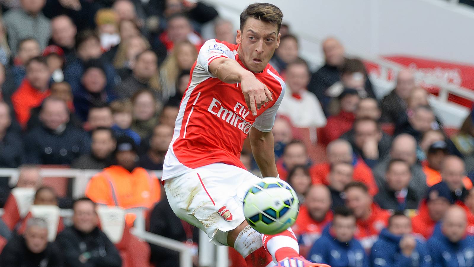Arteta's own Ozil: Arsenal frontrunners in race for "silky" £43m talent