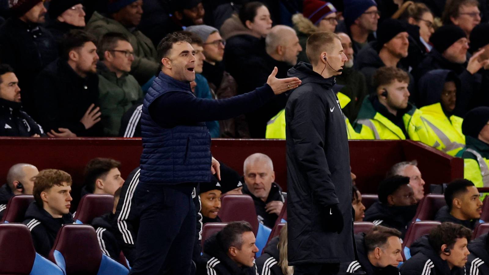 Cardiff in shock talks to sign 
