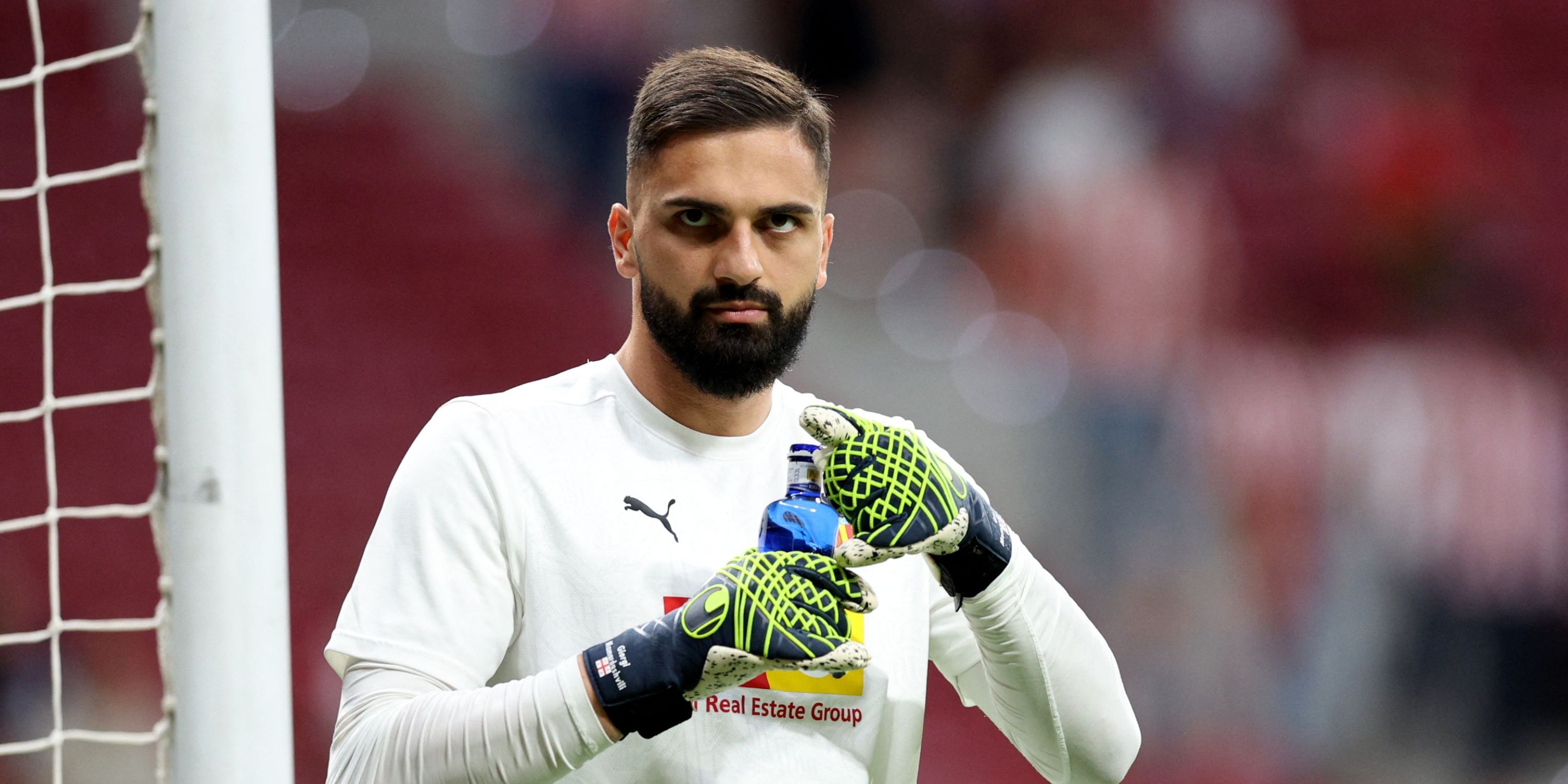 Liverpool now race to sign £25m La Liga defender Mamardashvili knows well