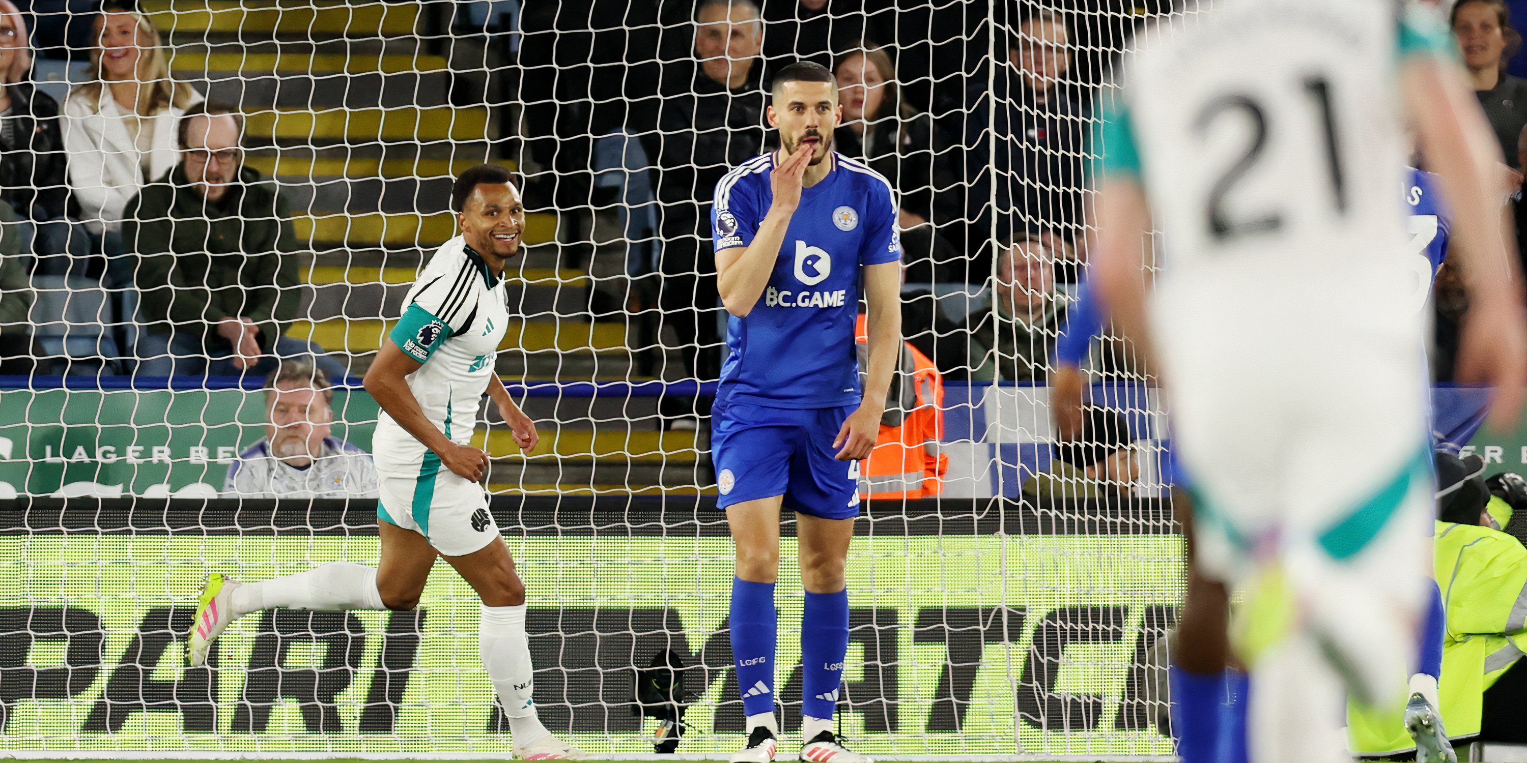 نيوكاسل جاكوب ميرفي -1