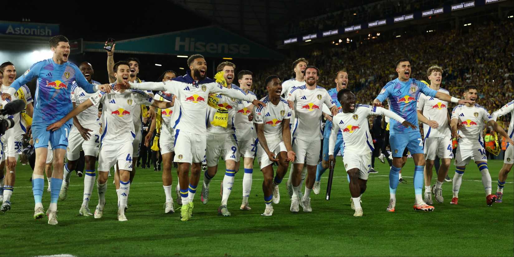 Huge Rothwell upgrade: Leeds make enquiry to sign 