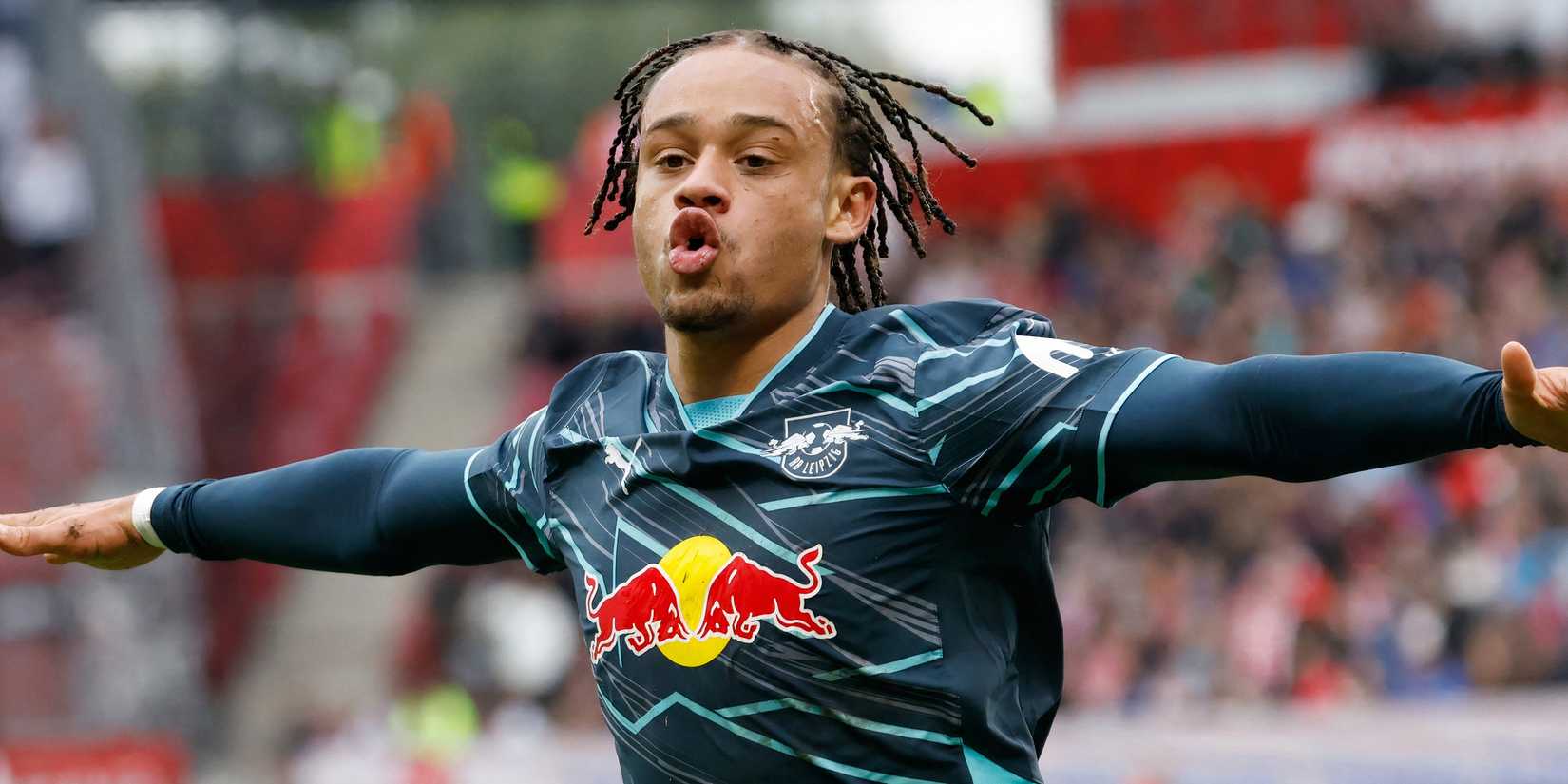 Xavi Simons em ação pelo RB Leipzig