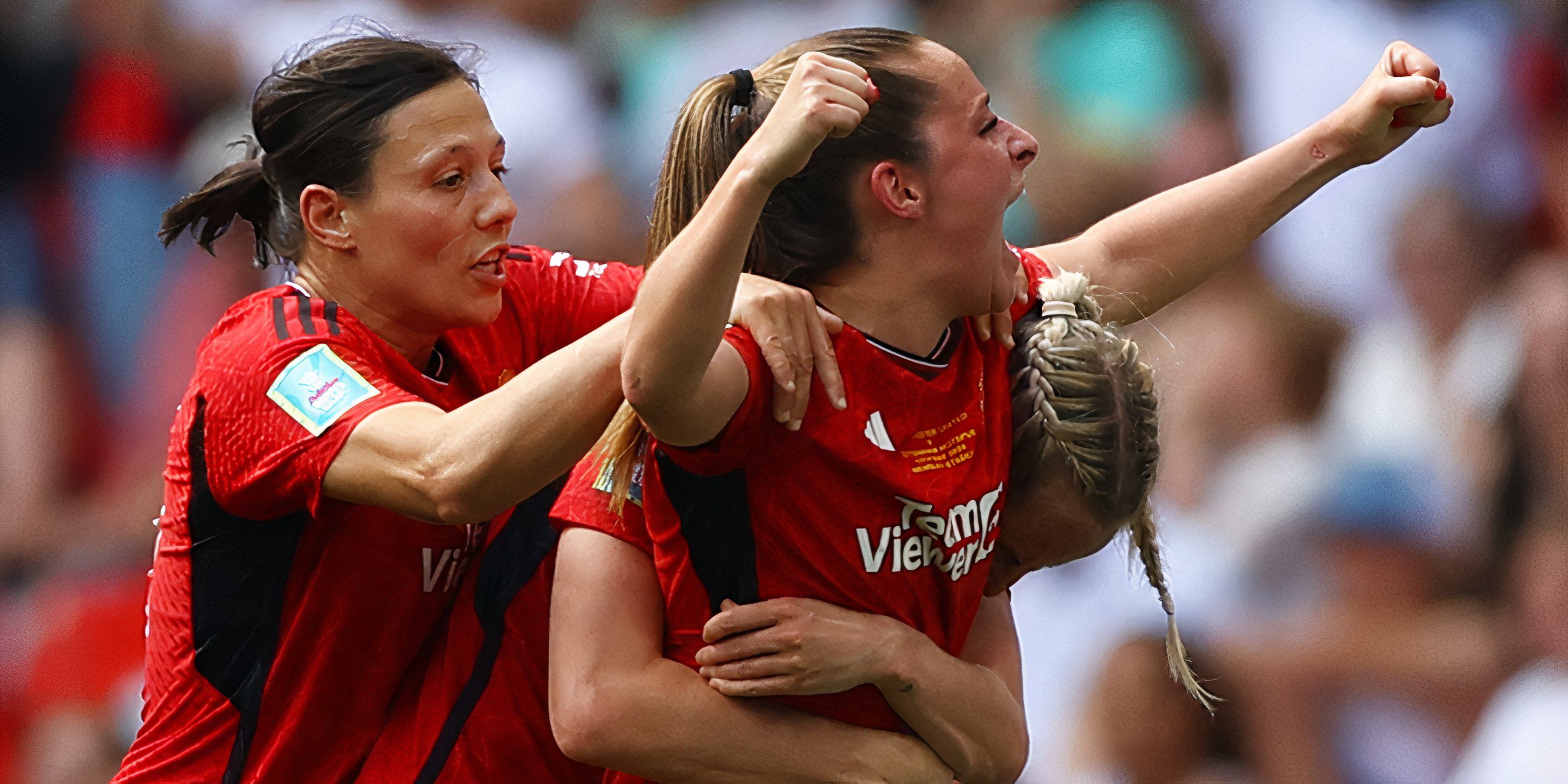 Ella-Toone-Celebrates-Man-Utd-FA-Cup-Final