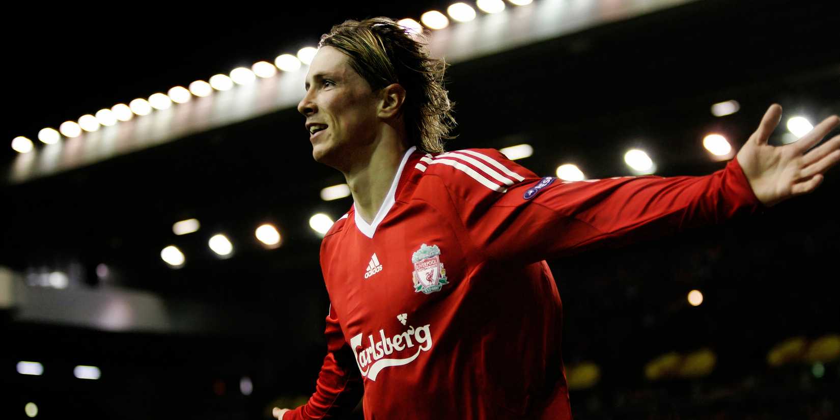 Fernando Torres comemora pelo Liverpool