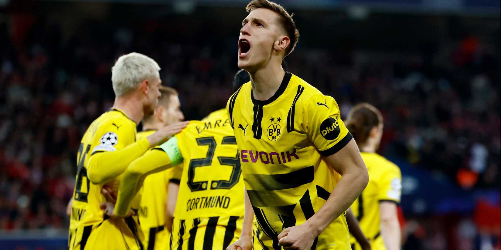 Nico-Sloterbeek-Borussia-Dortmund