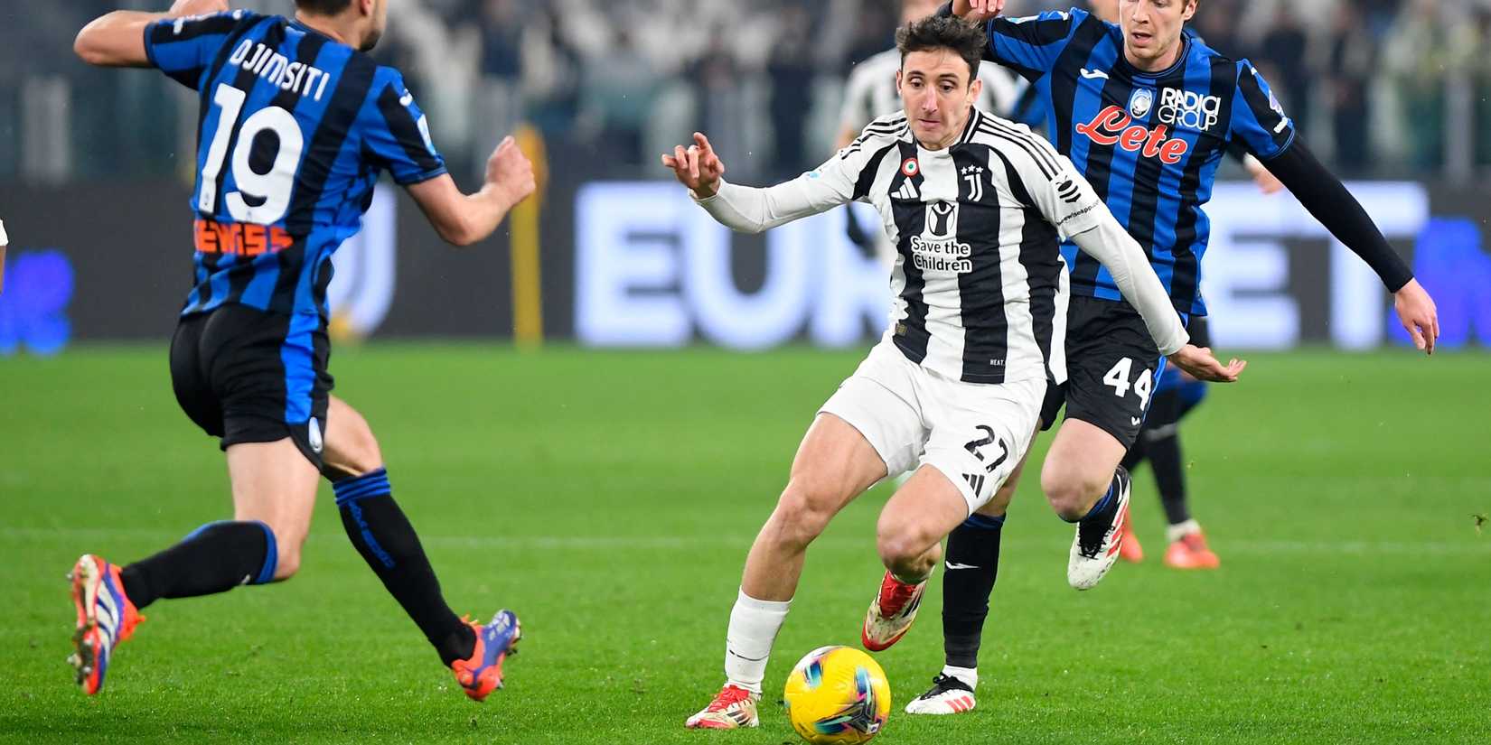 Juventus Ready To Pack Player s Bags And Sell Him To Tottenham This Summer juventus-ready-to-pack-player-s-bags-and-sell-him-to-tottenham-this-summer