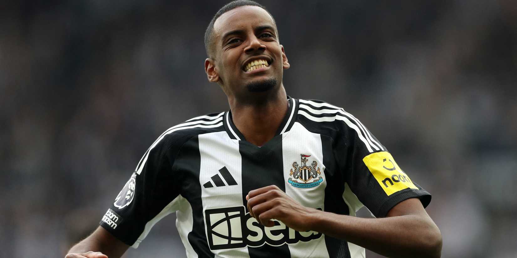 Alexander Isak of Newcastle United celebrates the notation of their first goal