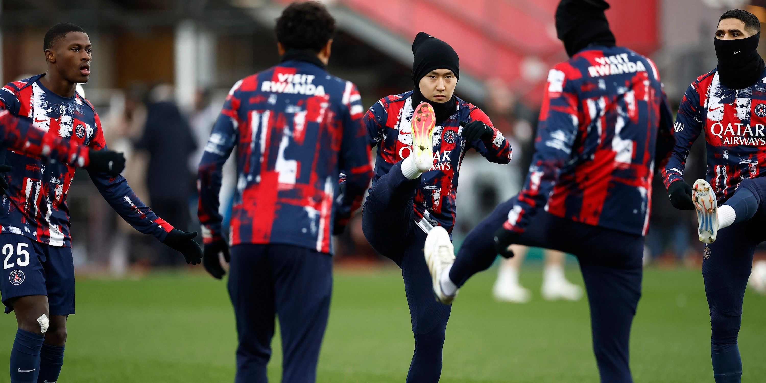     Lee Kang’s Kang in Paris Saint -Germain, Nuno Mendes of Paris Saint -Germain, and Prayes Saint Germain.