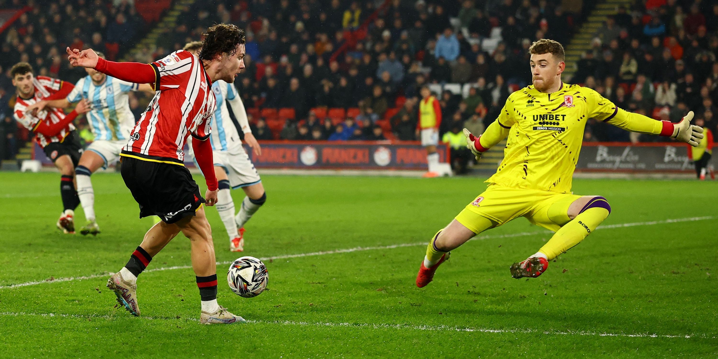 Sheffield United's Callum O'Hare Middlesbrough at Mark Travers