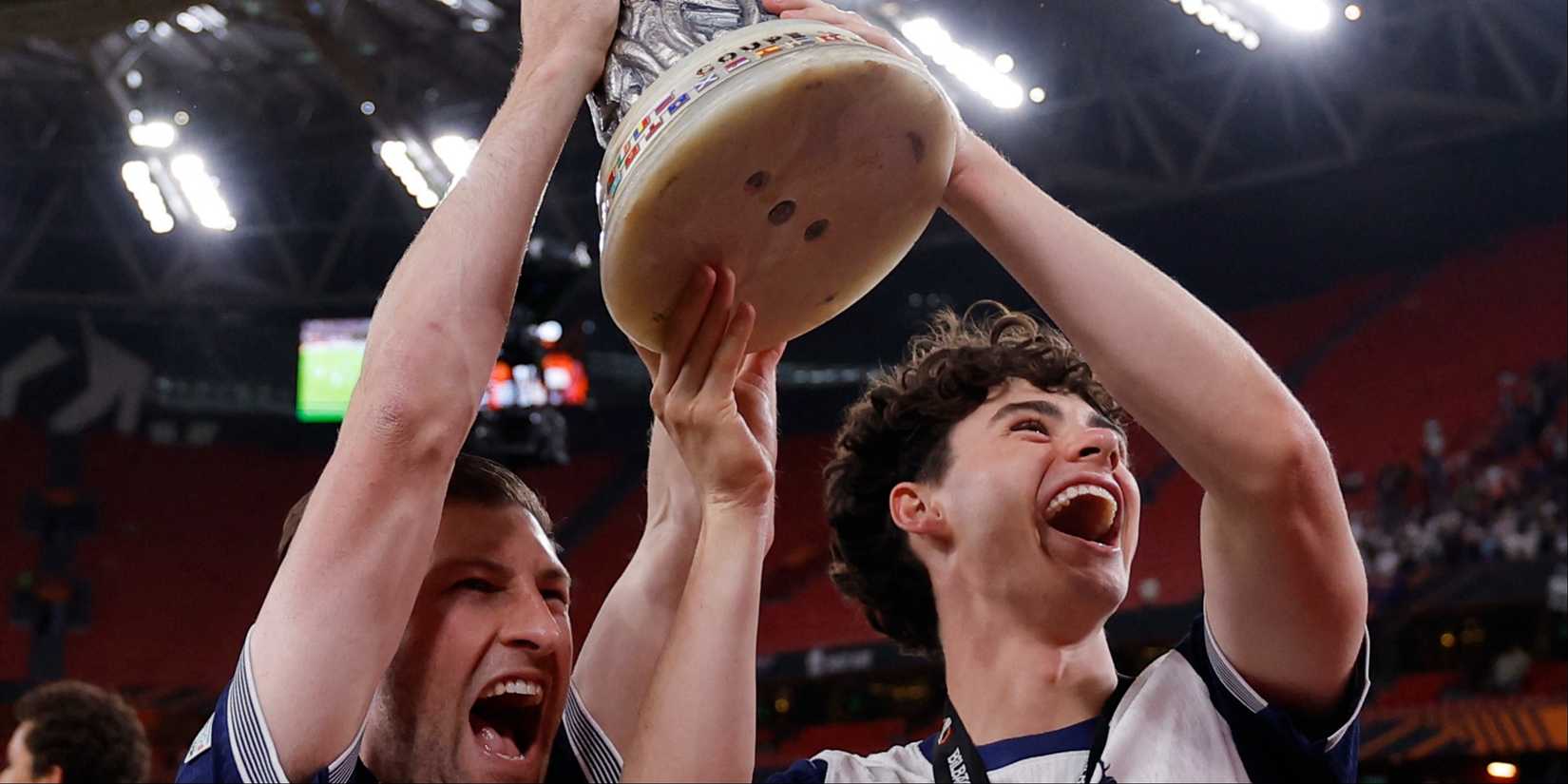 Archie-Gray-Europa-Ligue