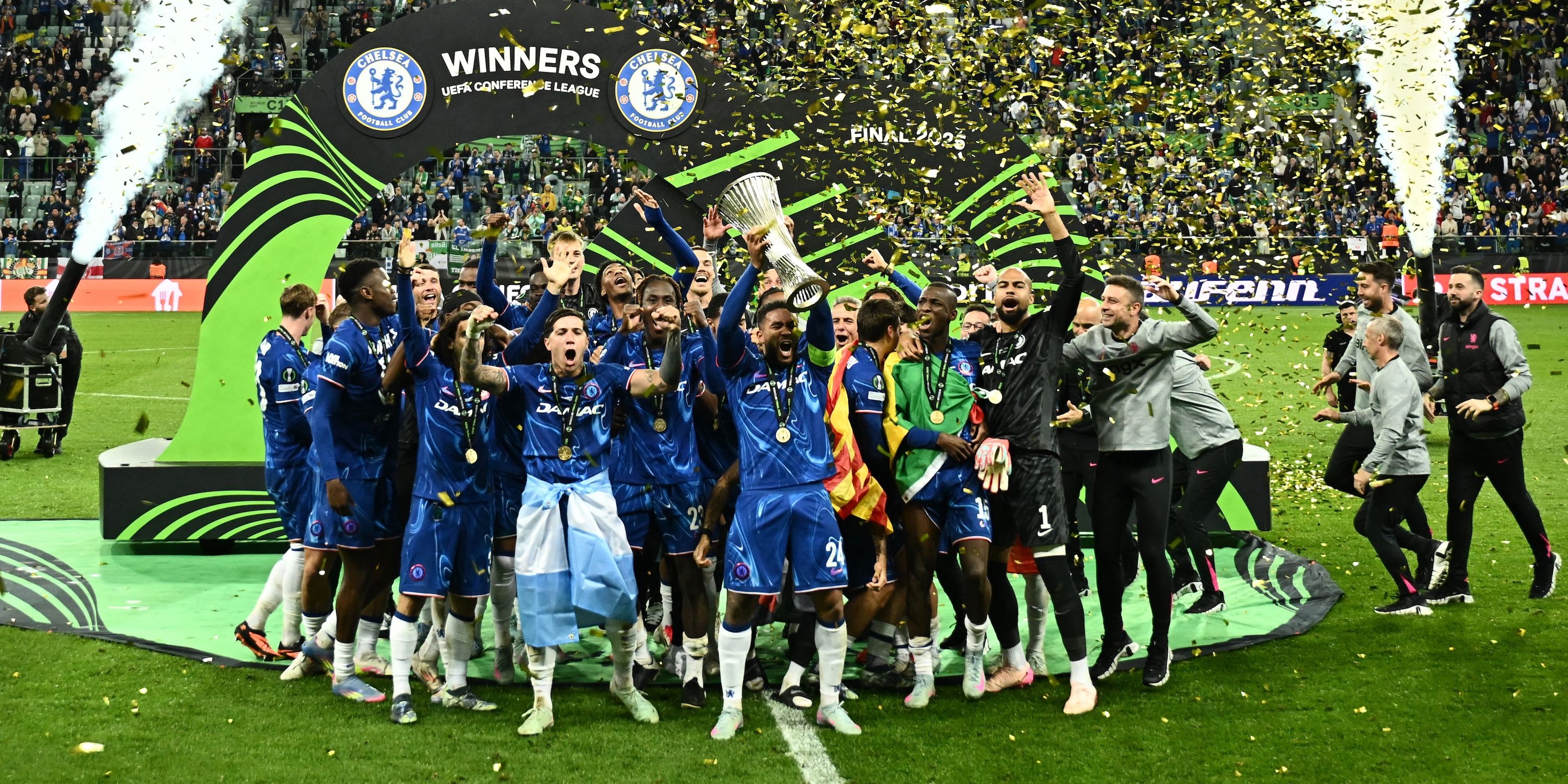 Chelsea's Reece James Lifts The Trophy as He Celebrates With Teammates