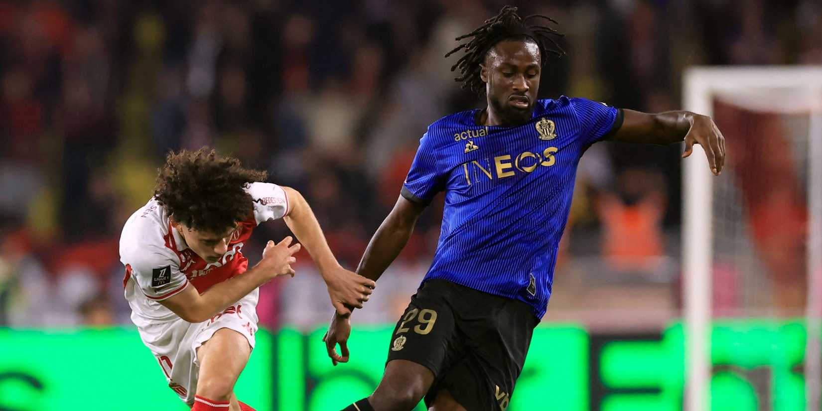 Aston Villa Close "global" star when signing star-news.press/wp Evann-Guess-Nice-Ligue-1