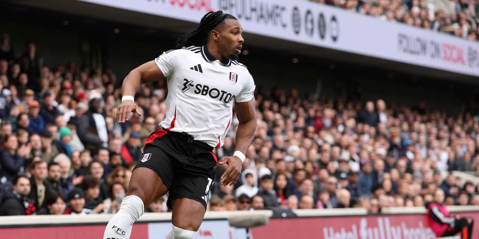 Nottingham Forest for signing late in conferences star-news.press/wp Adama-traer-Fulham