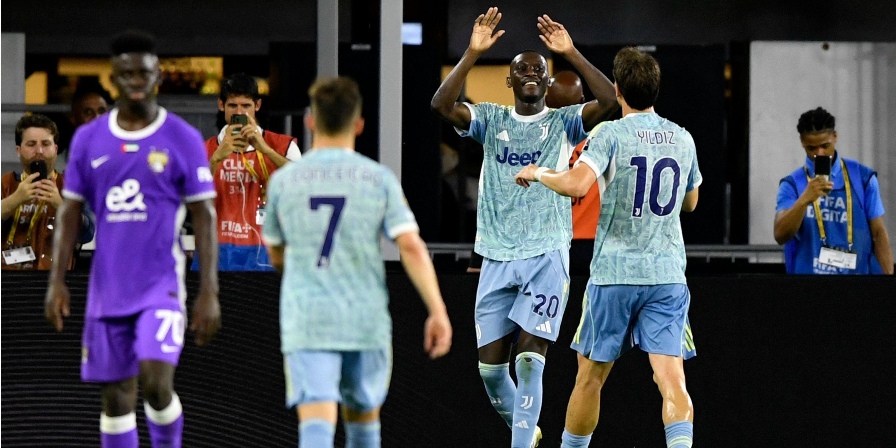 Randal Kolo Muani, jogador do PSG e finalista do Mundial pela França