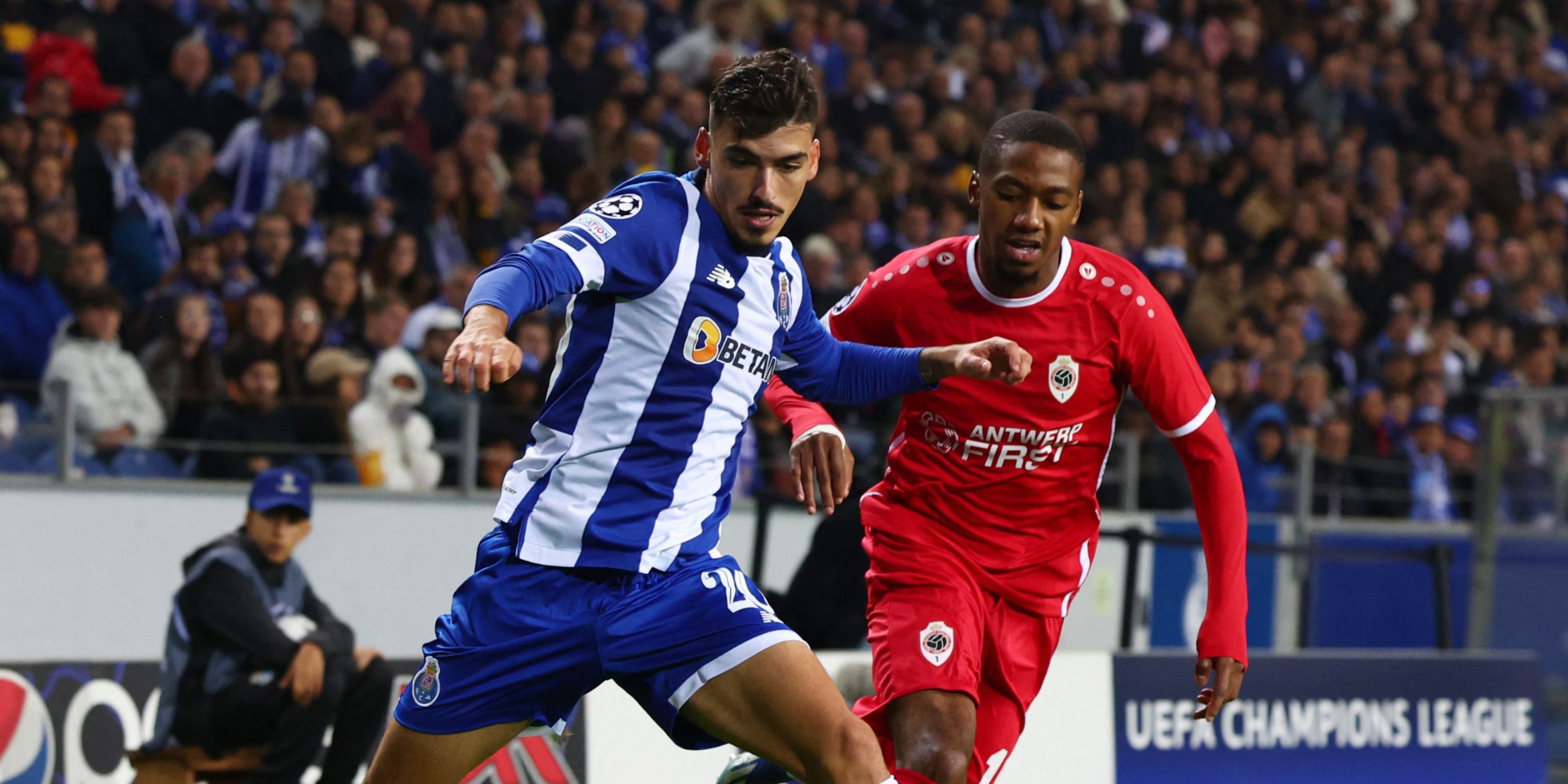michel-ange-balikwisha-royal-antwerp-champions-league