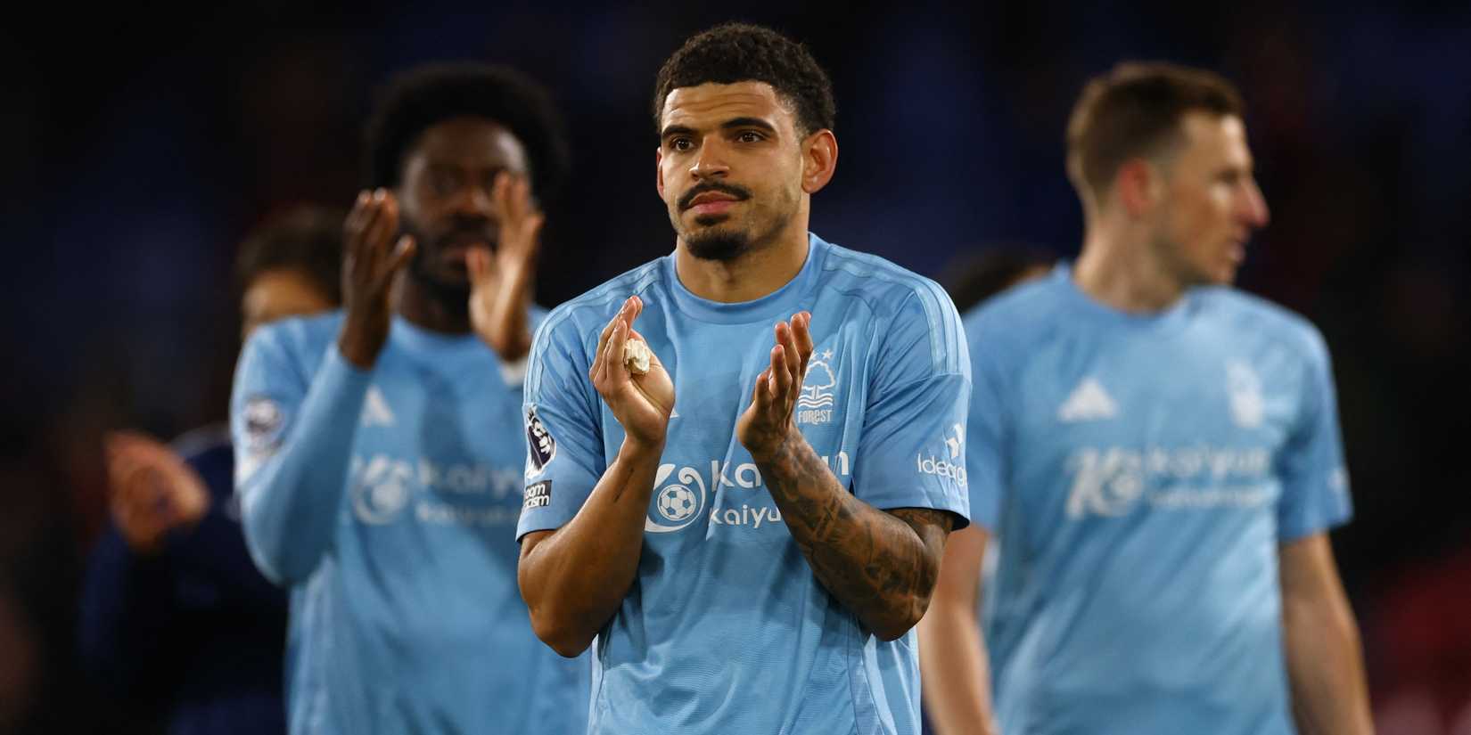 Morgan Gibbs-White dari Nottingham Forest bereaksi setelah pertandingan