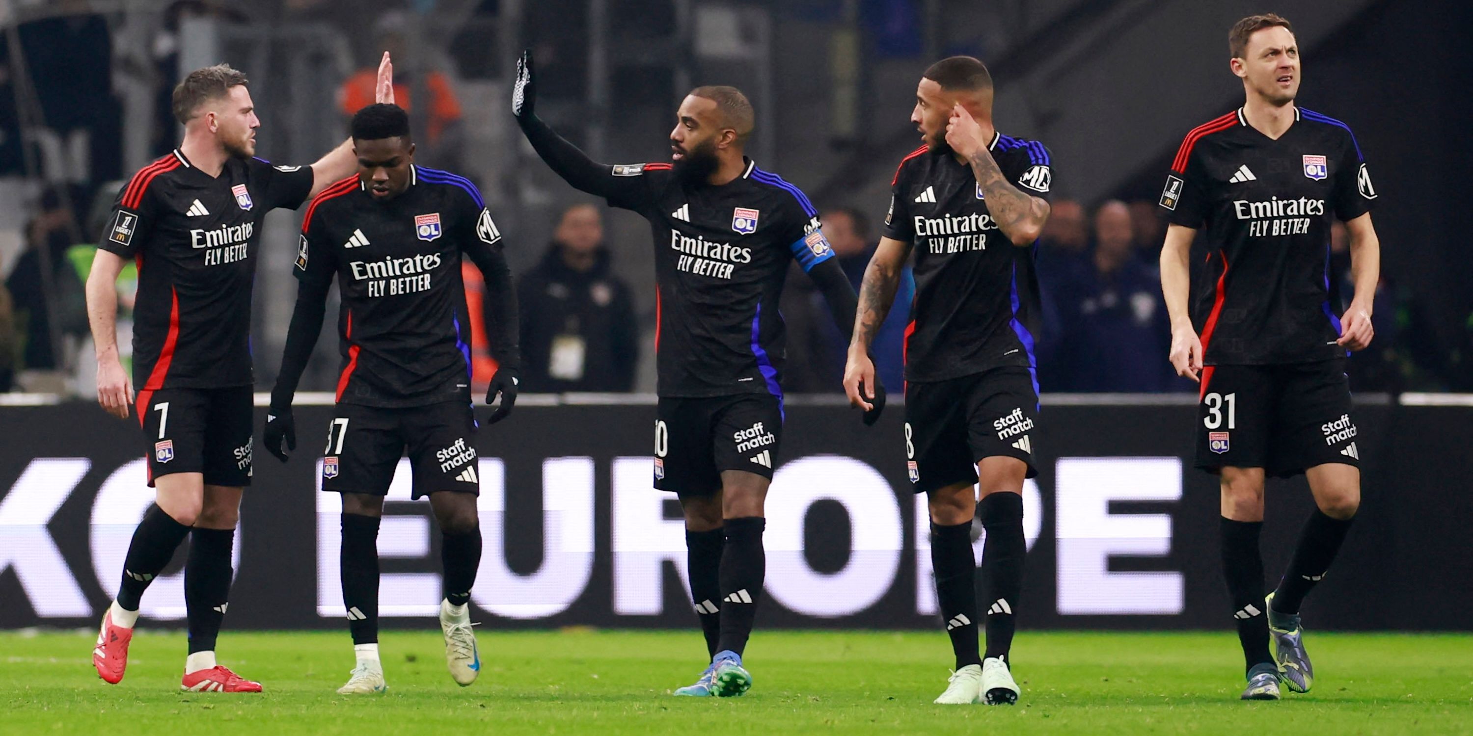 Olympique 'Corentin Tolisso stressed his first goal with his teammates